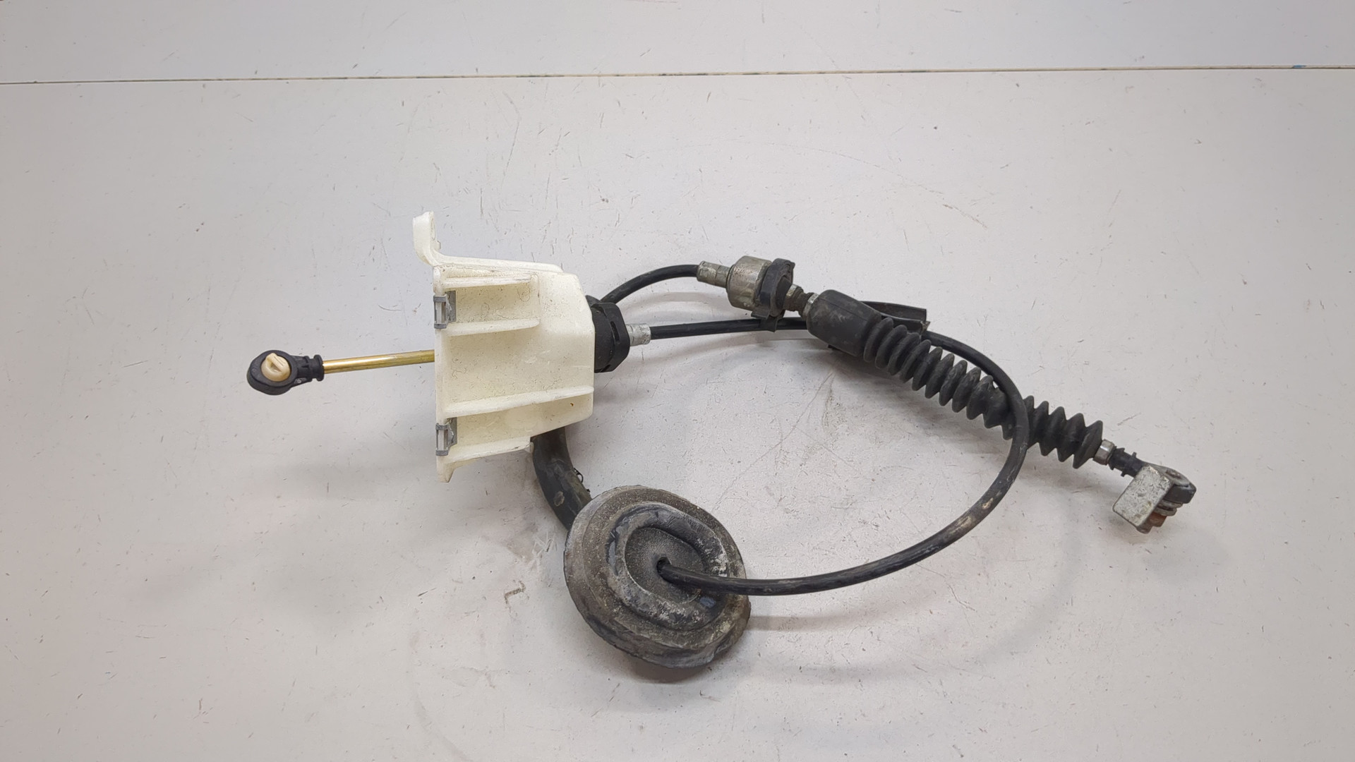 Трос КПП (выбора/переключения передач)