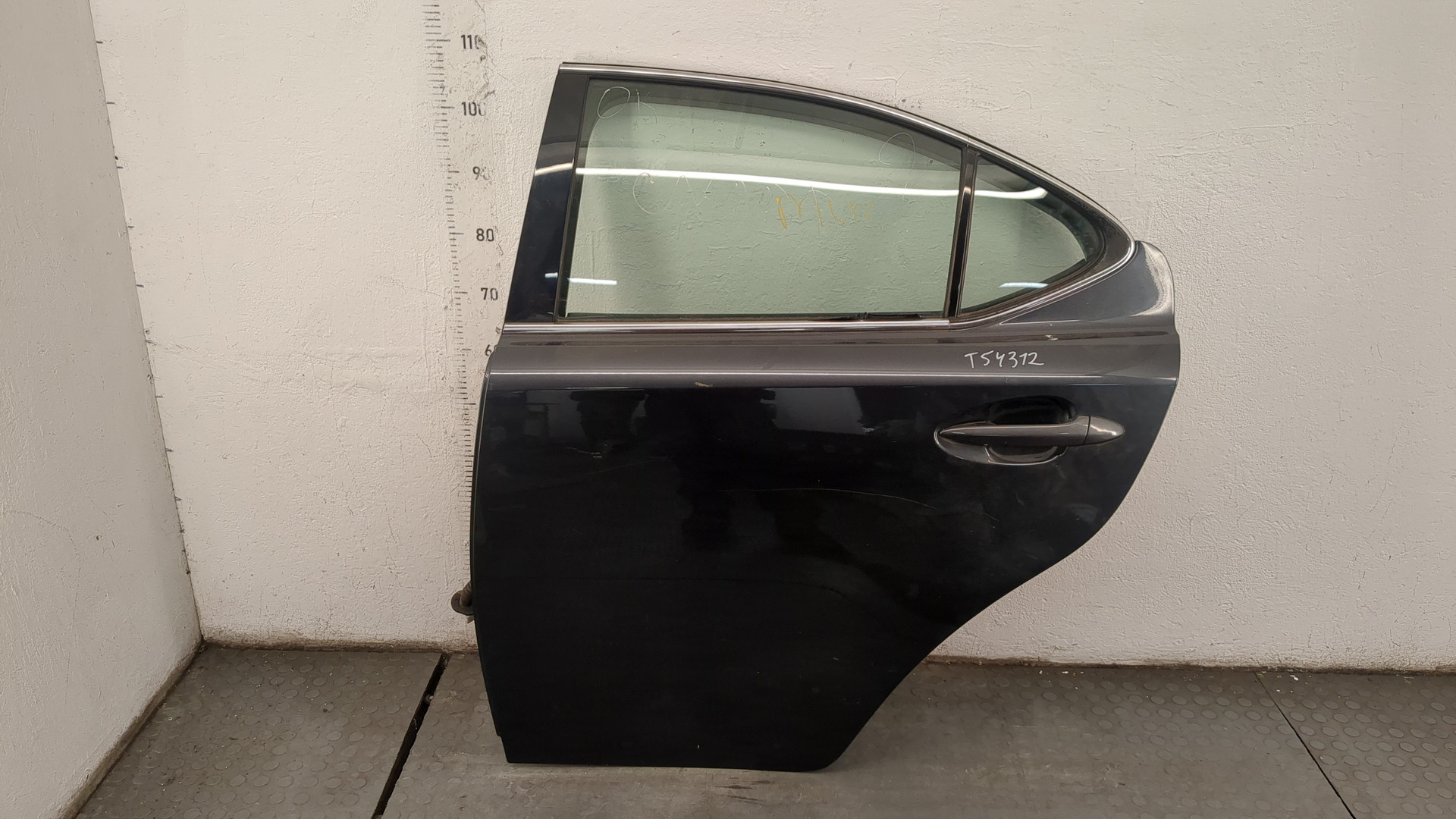 Дверь задняя левая