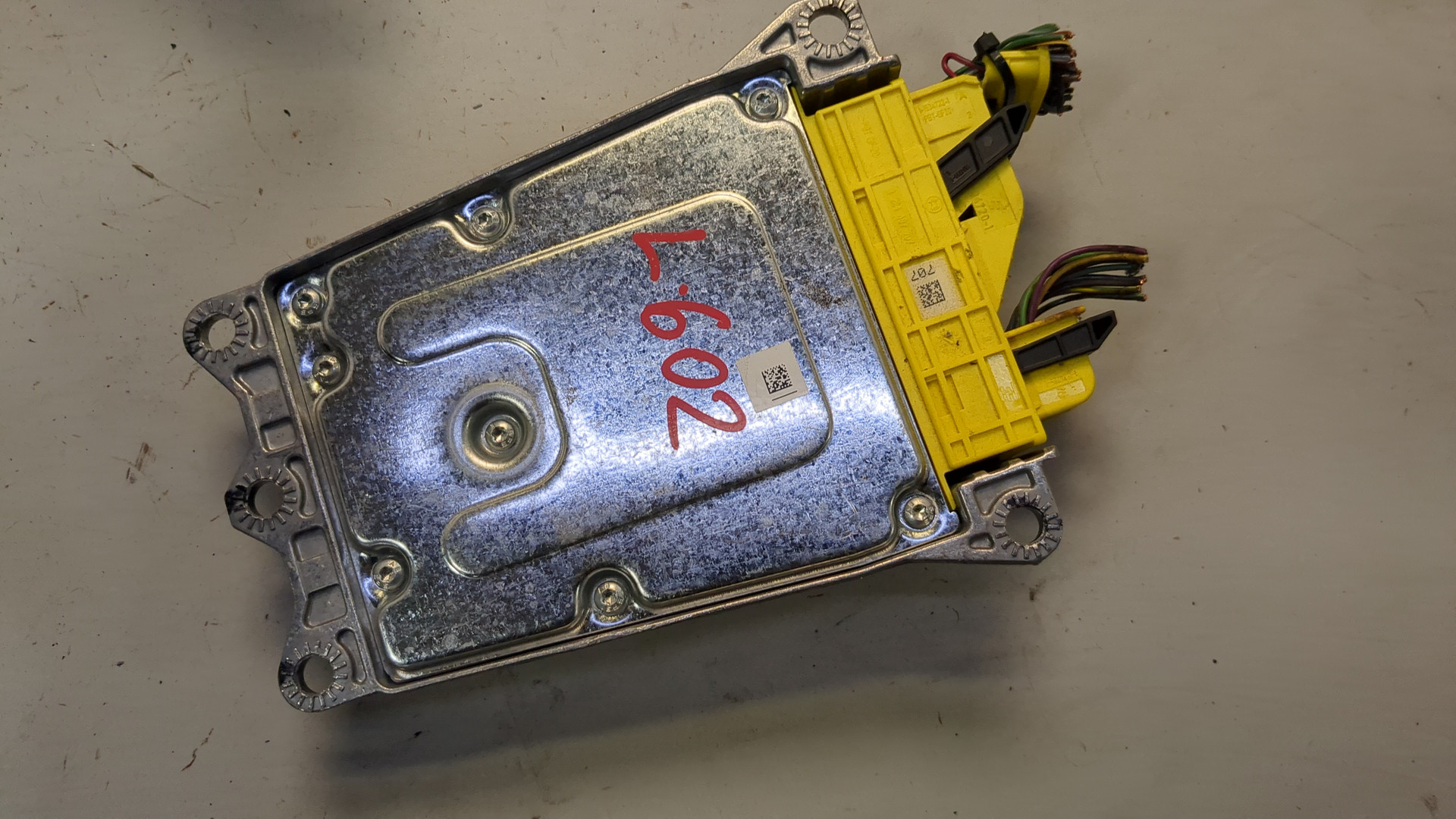 Блок управления подушек безопасности (AIR BAG)