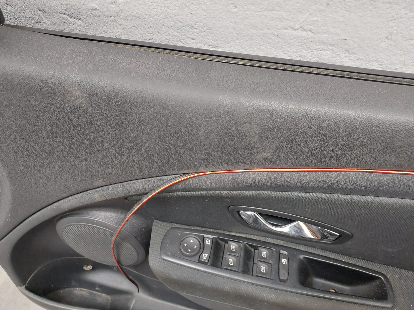 Дверь передняя правая