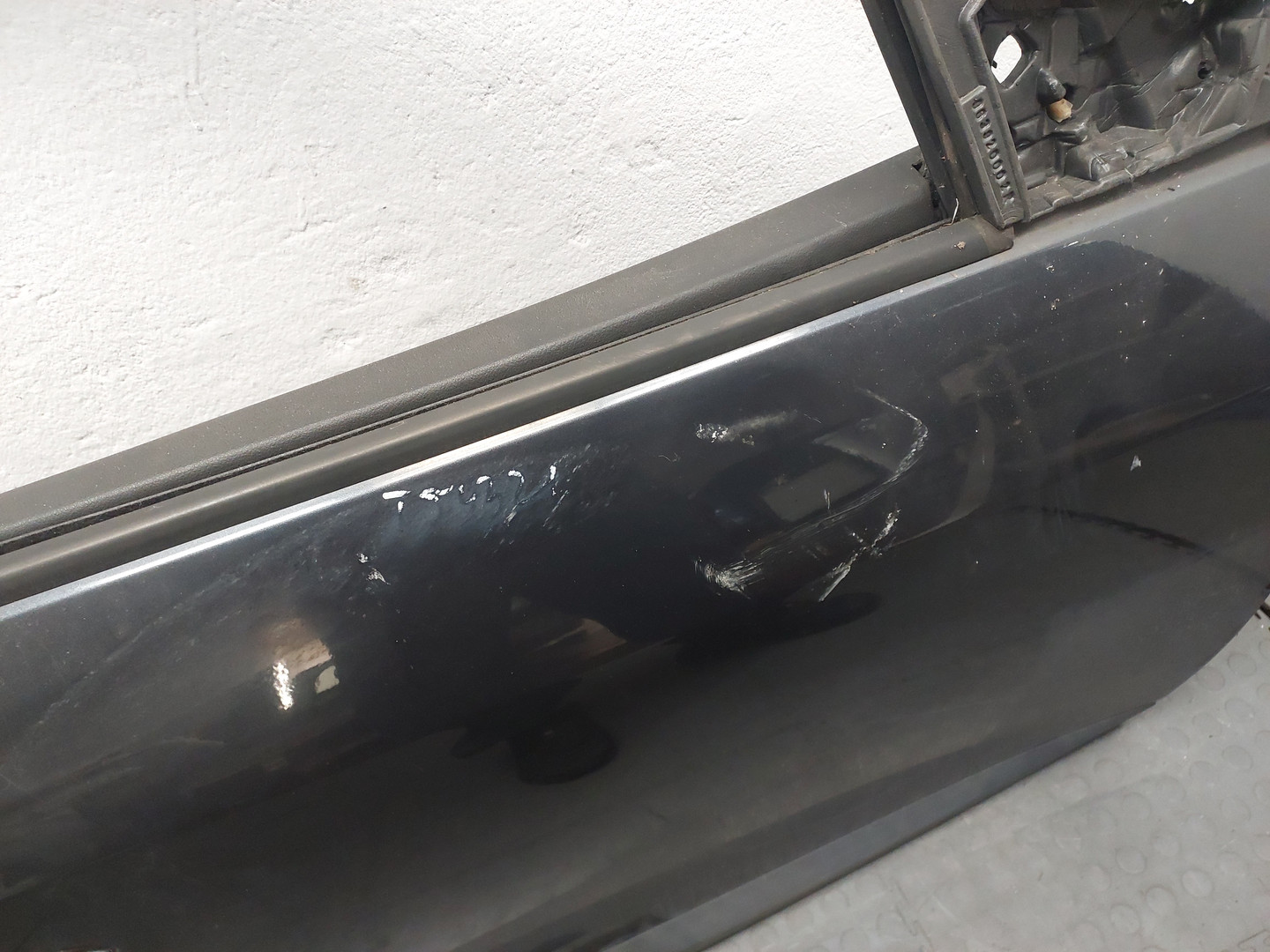 Дверь передняя правая