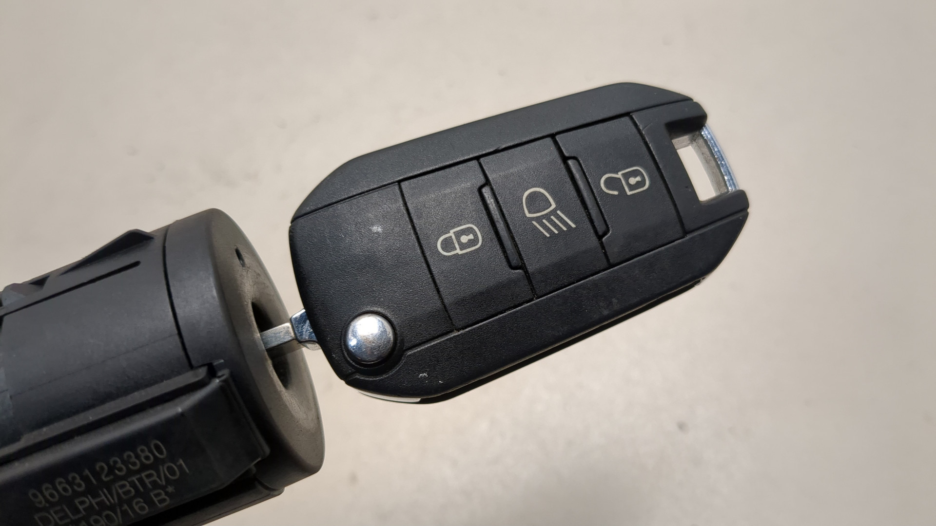 Замок зажигания