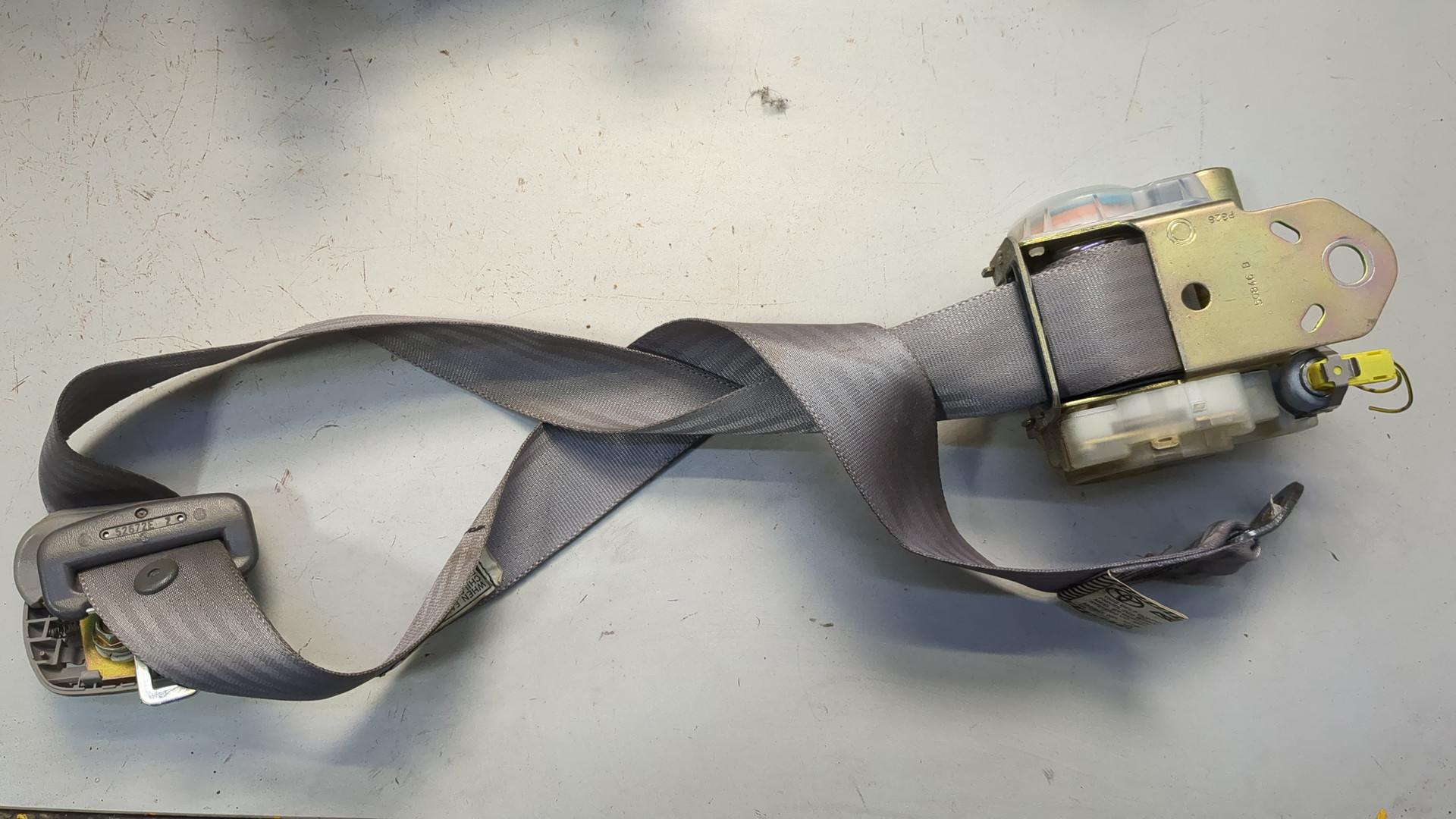 Ремень безопасности