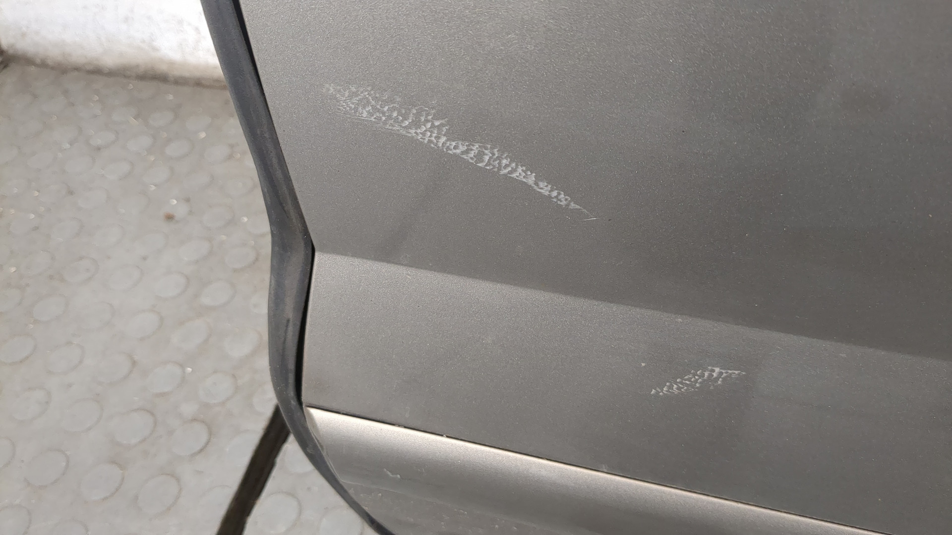 Дверь задняя левая