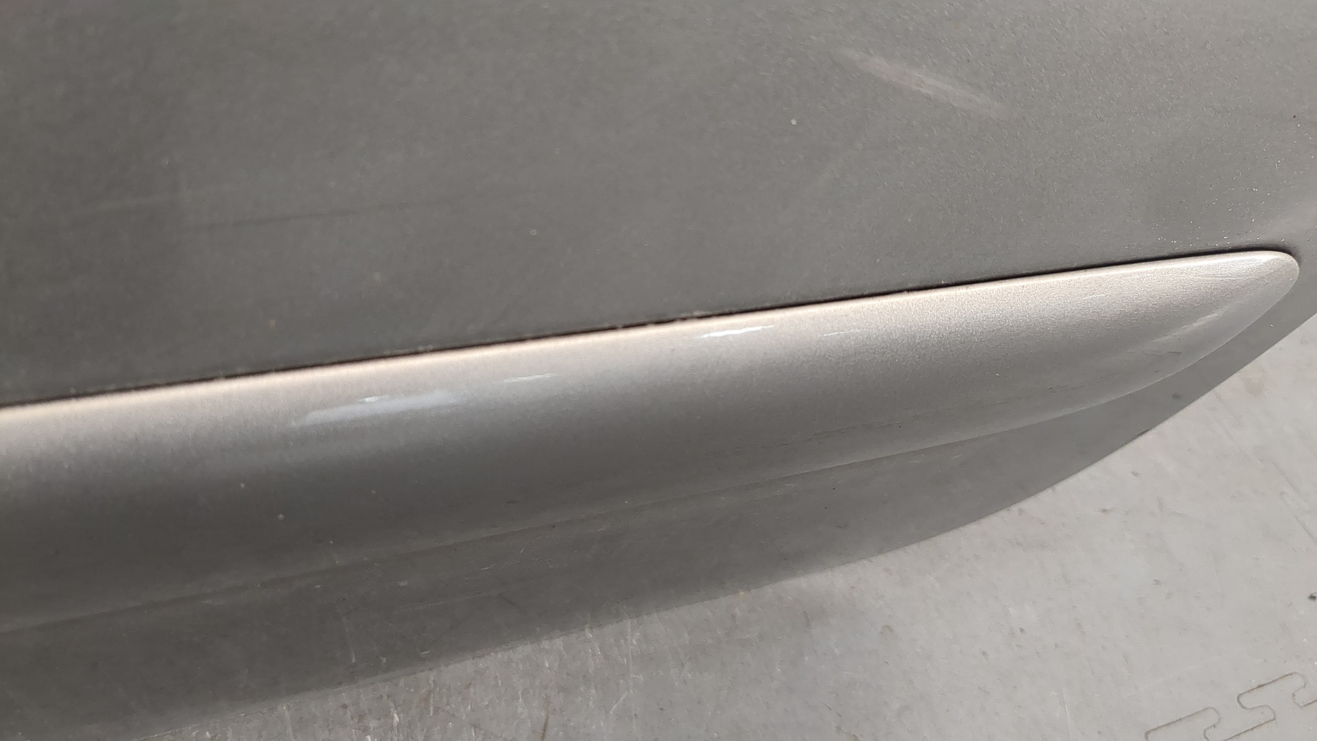 Дверь задняя левая