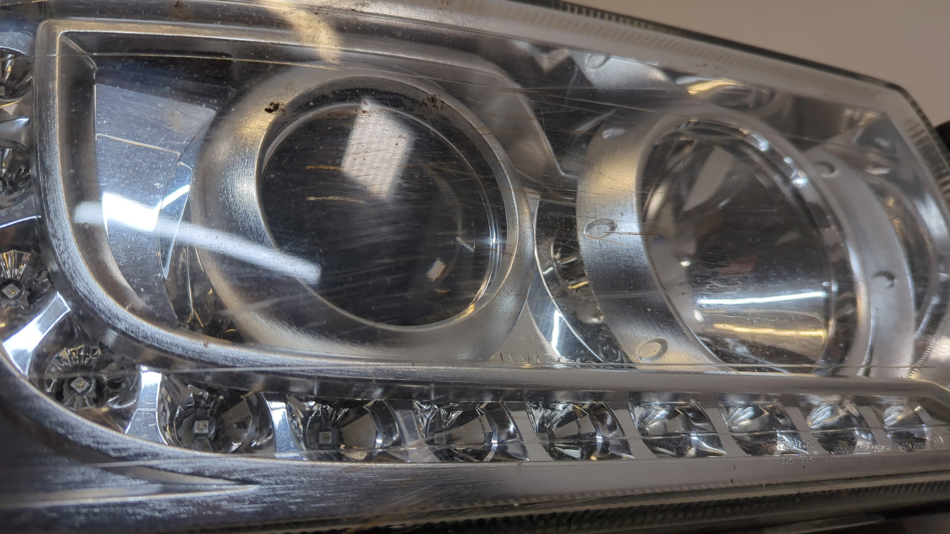 Фара правая