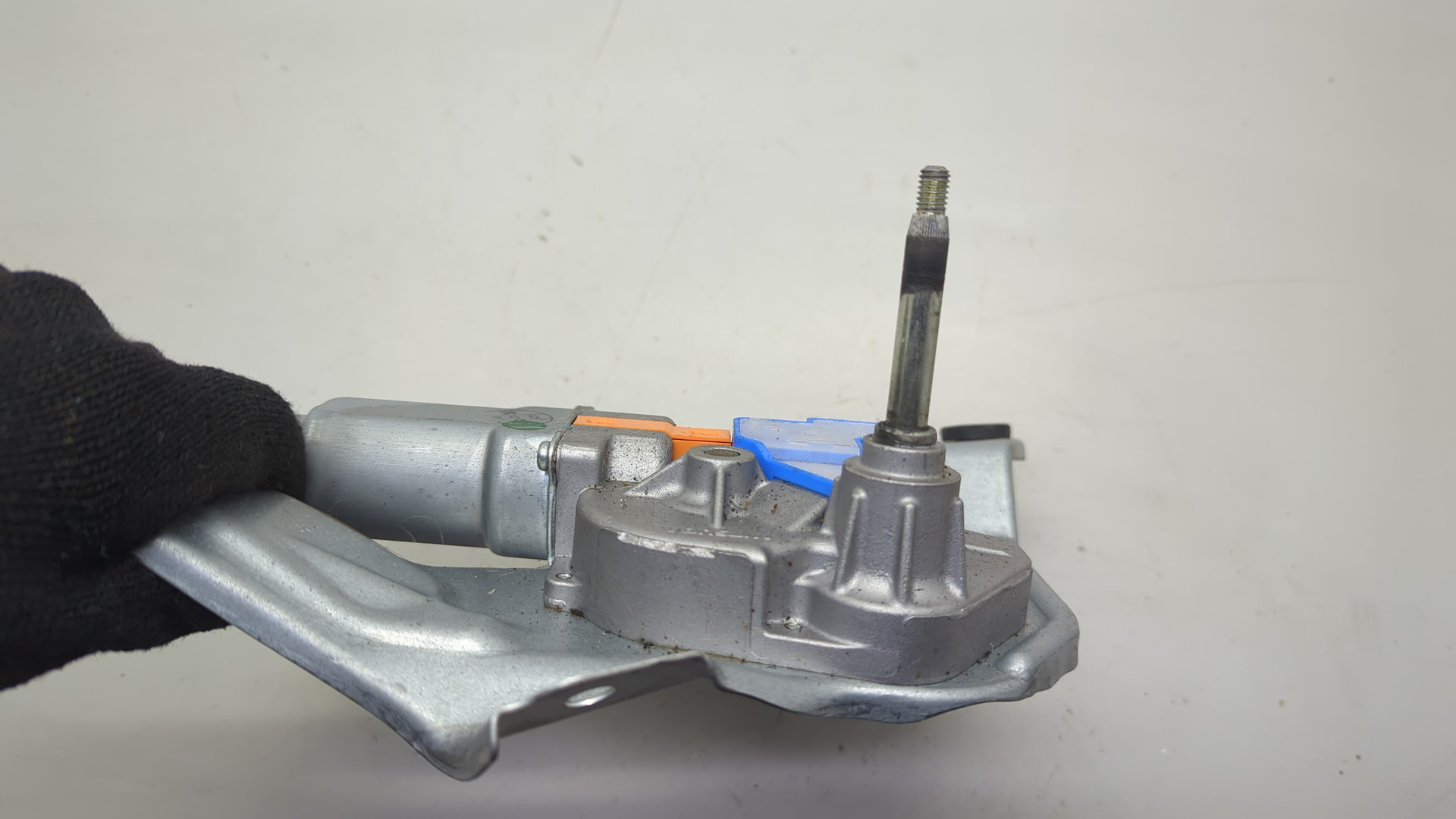 Моторчик стеклоочистителя задний