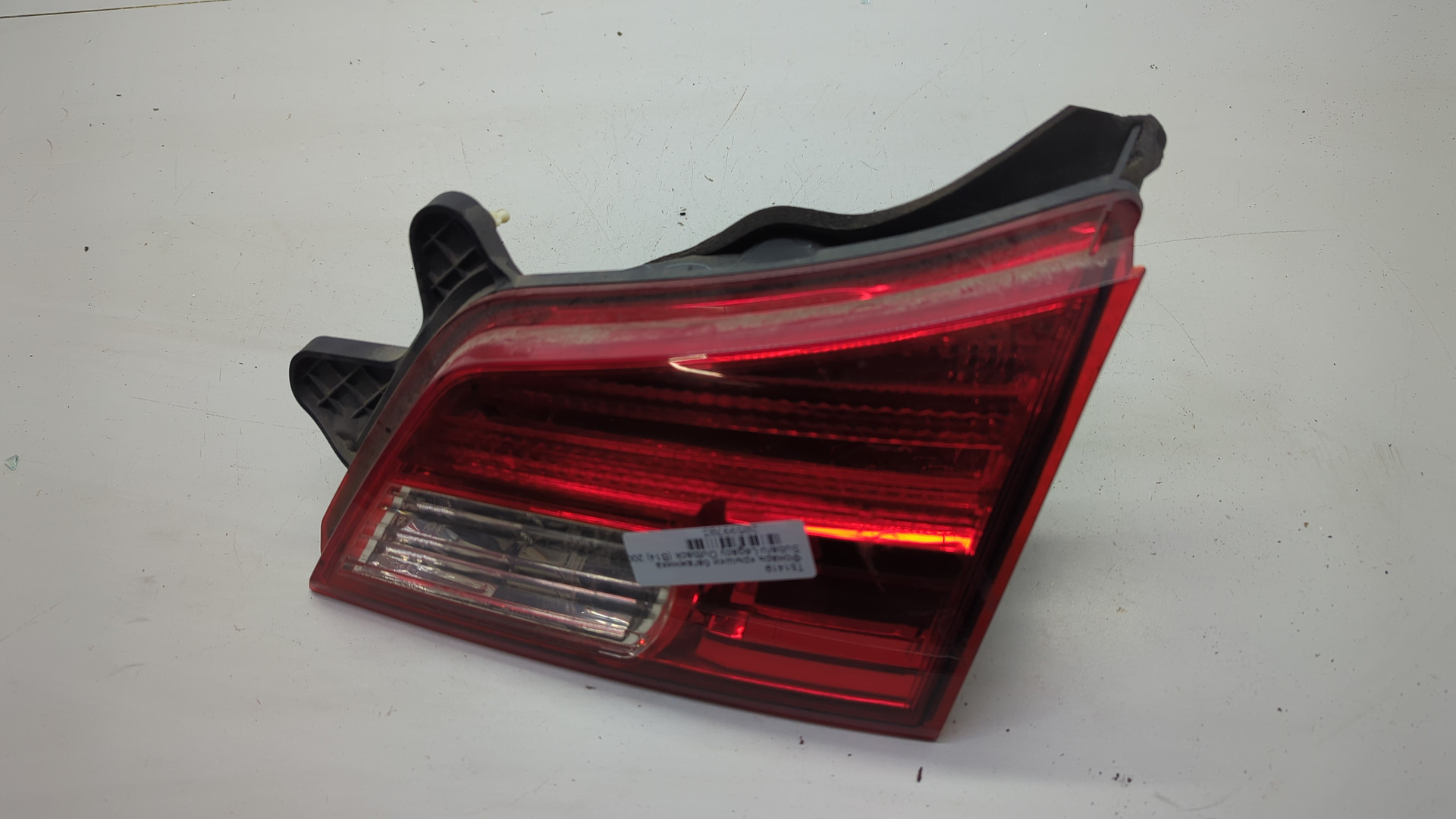 Фонарь задний внутренний правый