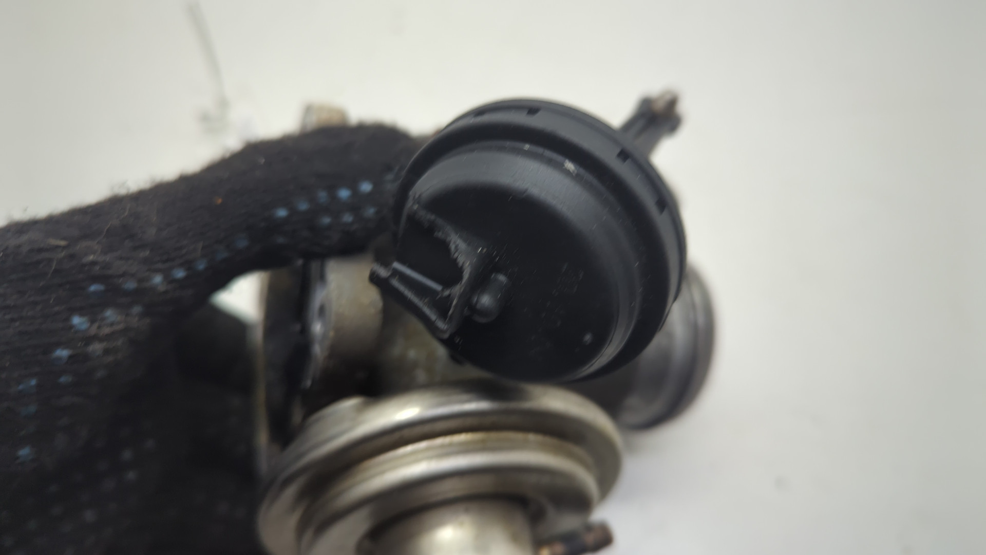 Заслонка дроссельная электрическая