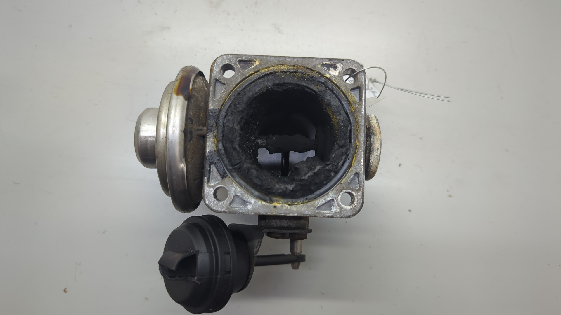 Заслонка дроссельная электрическая