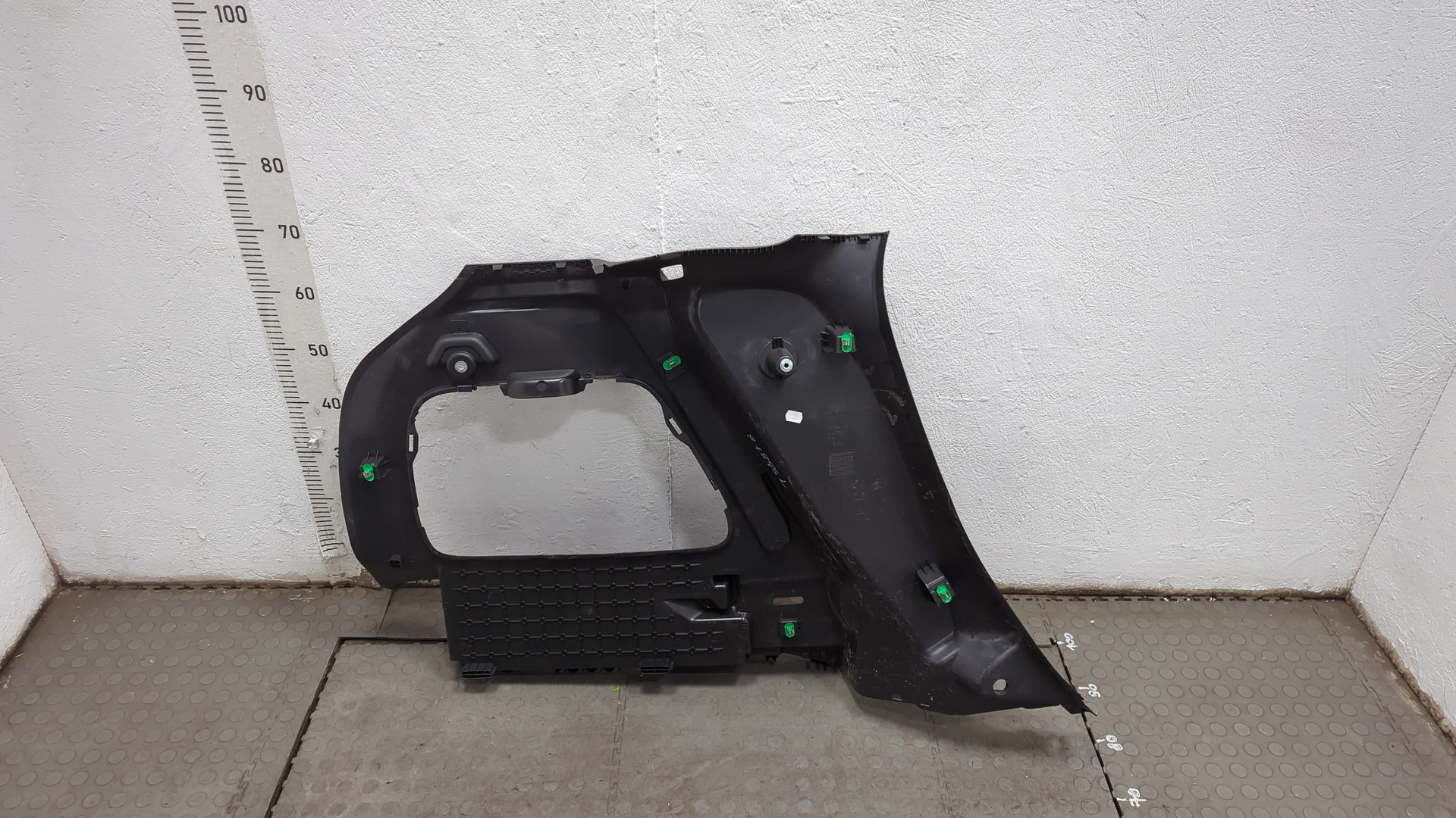 Обшивка стойки