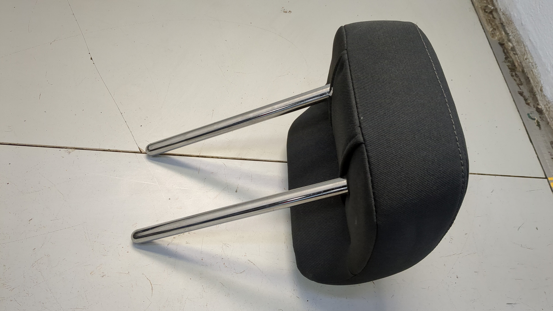 Подголовник сиденья