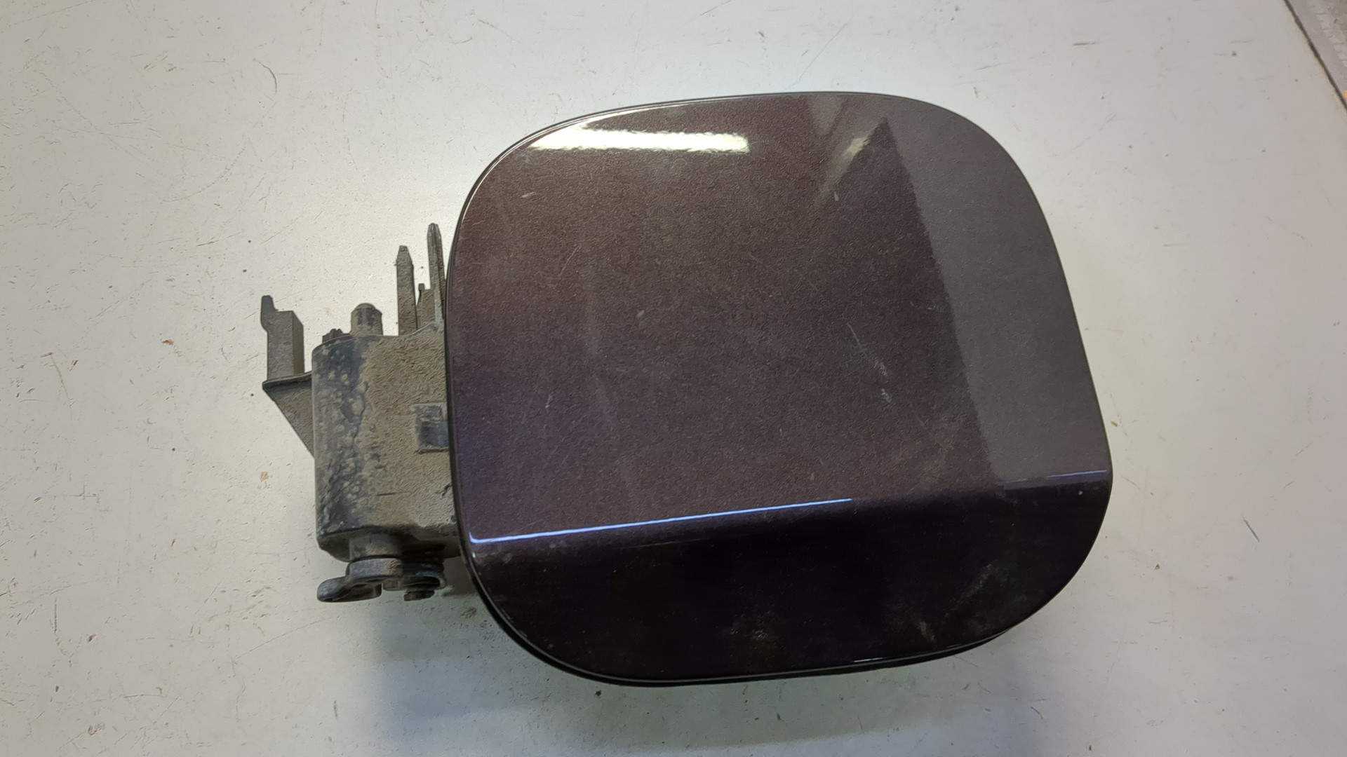 Лючок бензобака