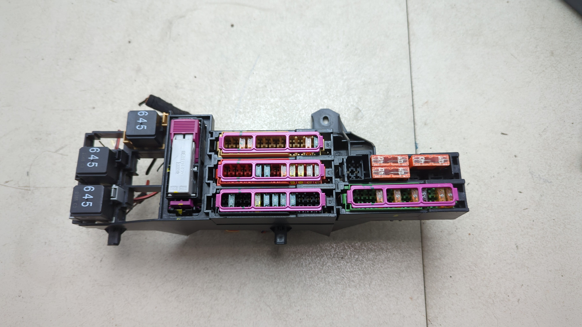 Блок предохранителей