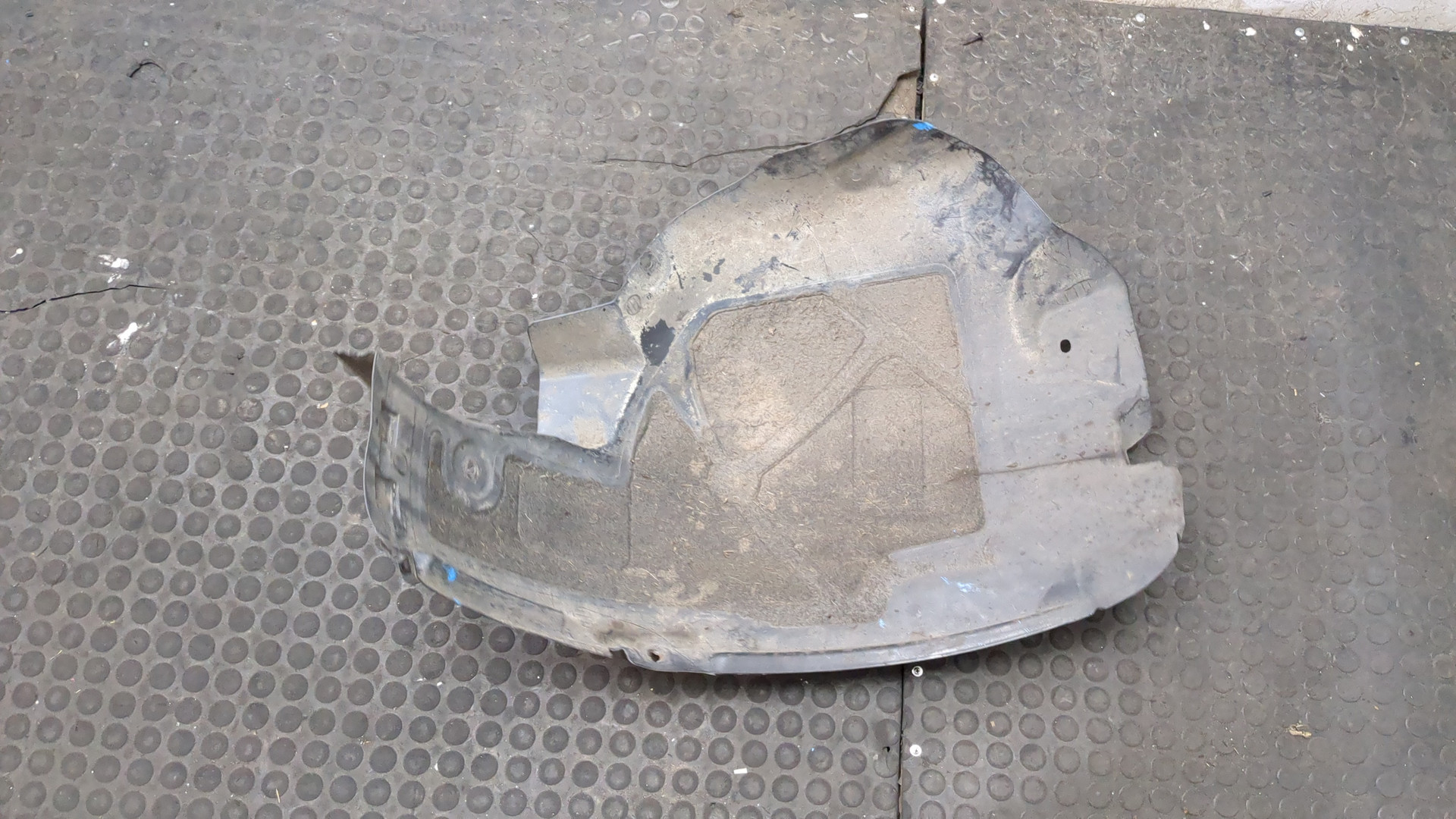 Локер передний правый