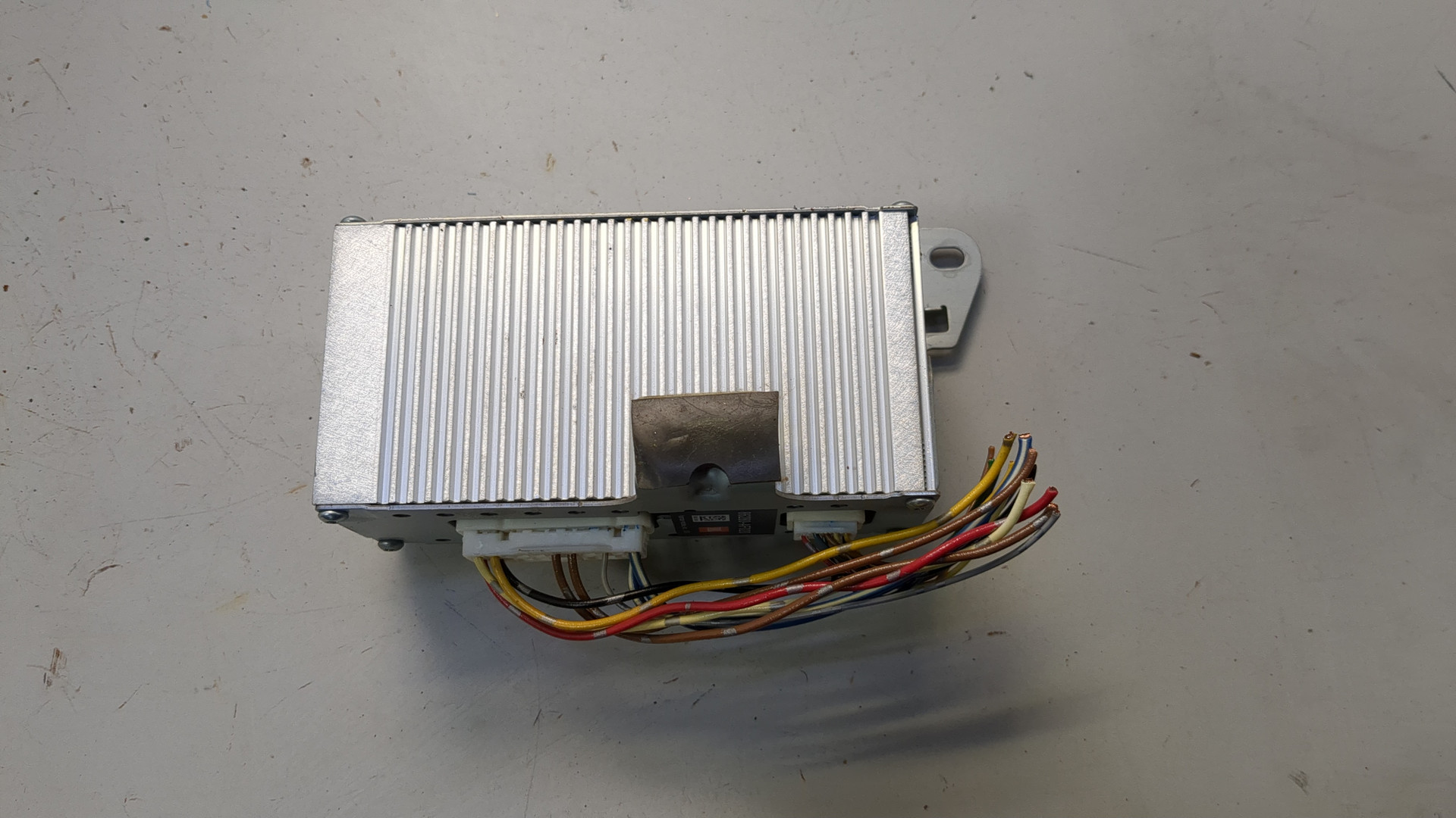 Усилитель акустической системы