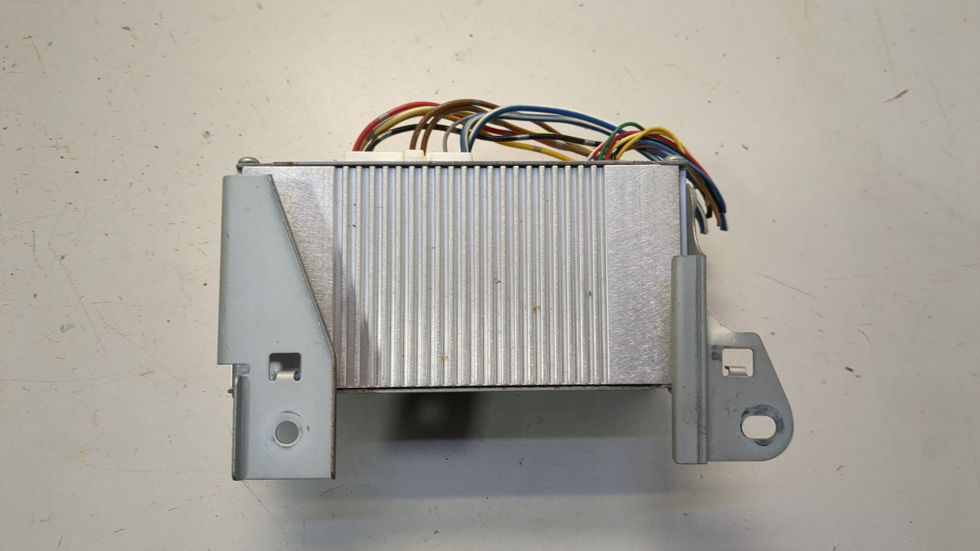 Усилитель акустической системы