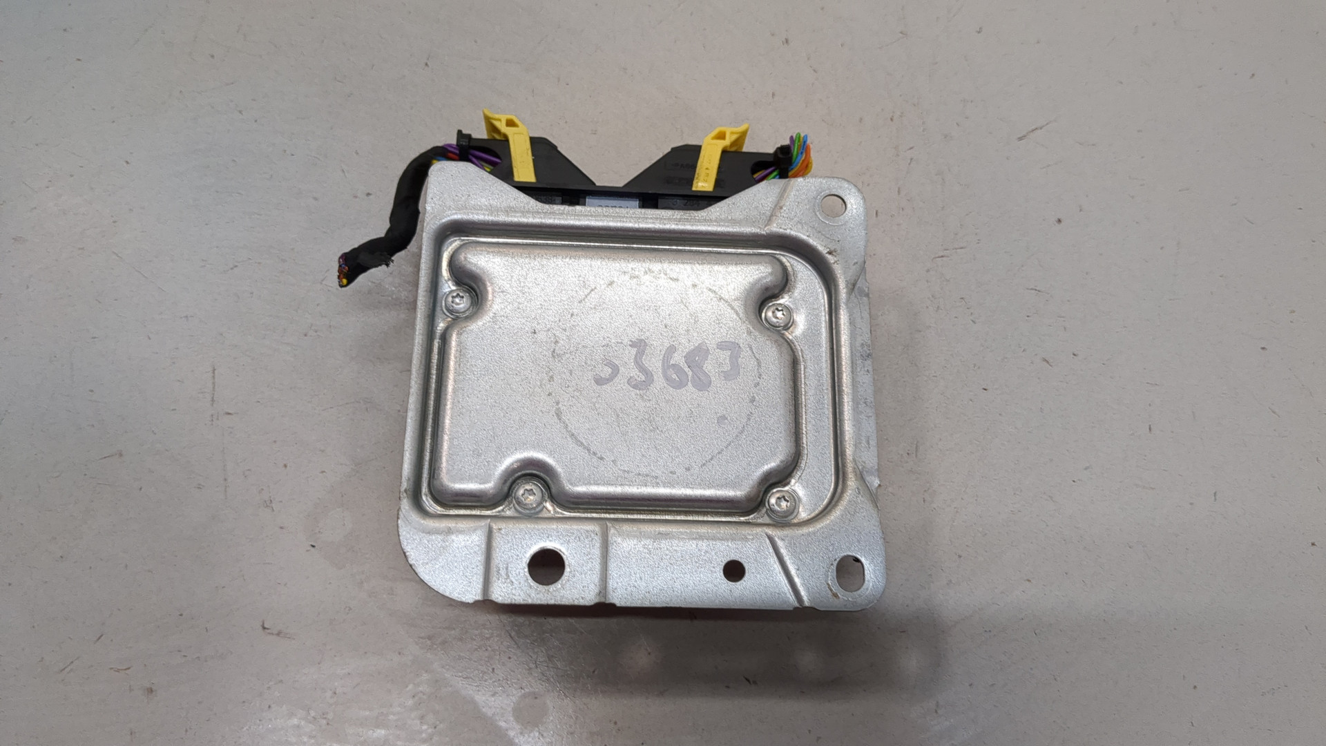 Блок управления подушек безопасности (AIR BAG)