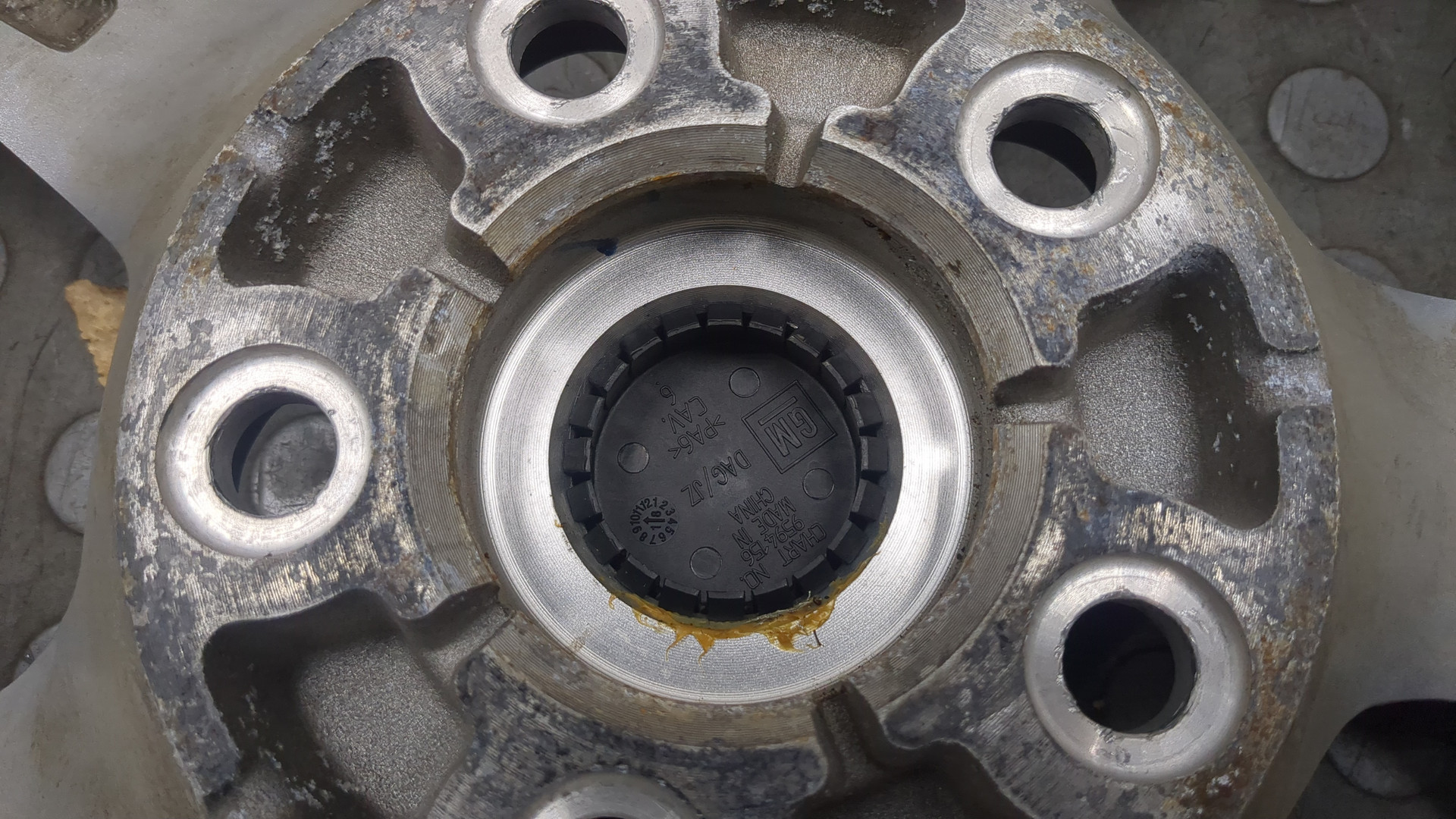 Диск колесный литой легкий сплав