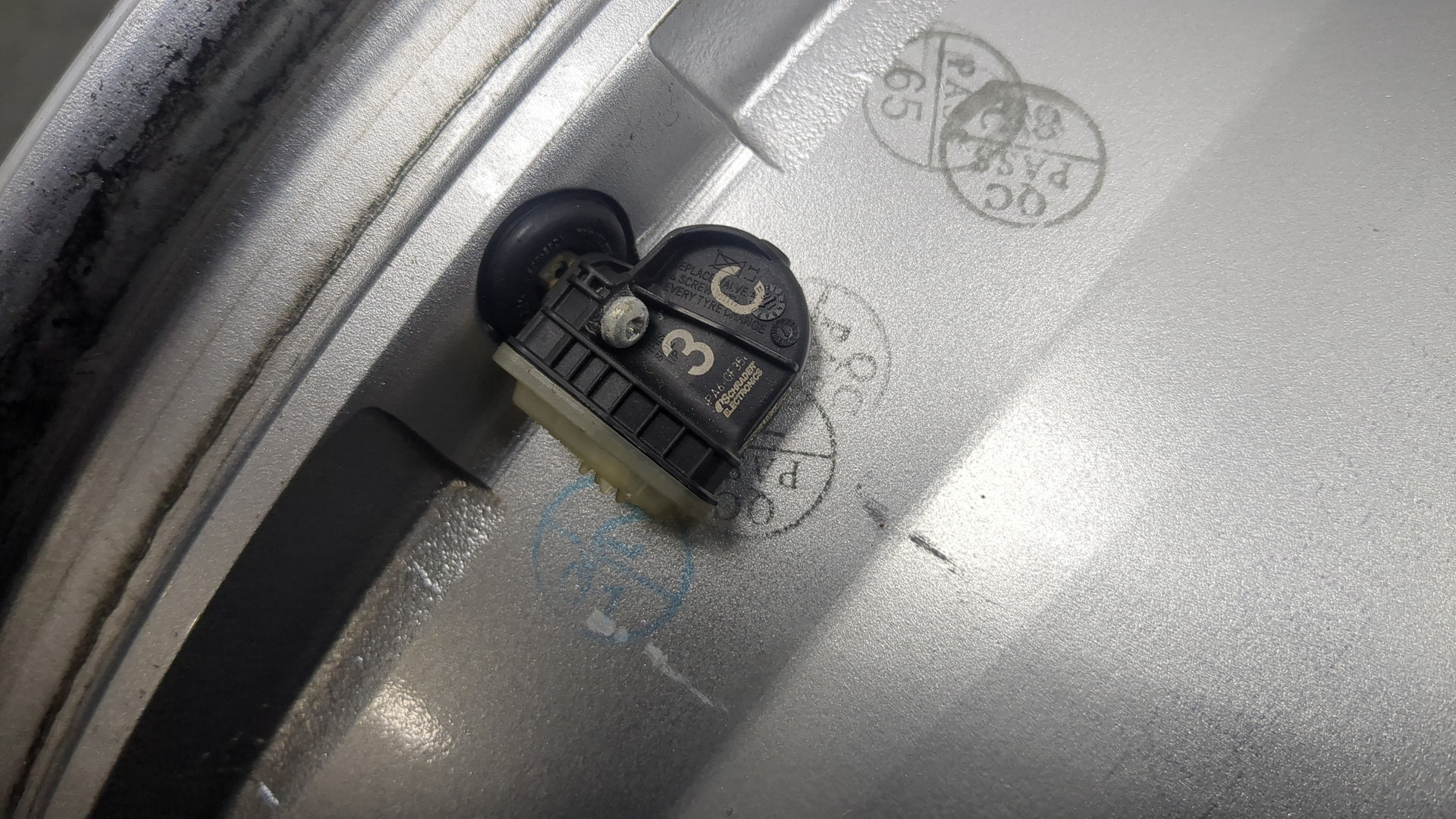 Диск колесный литой легкий сплав