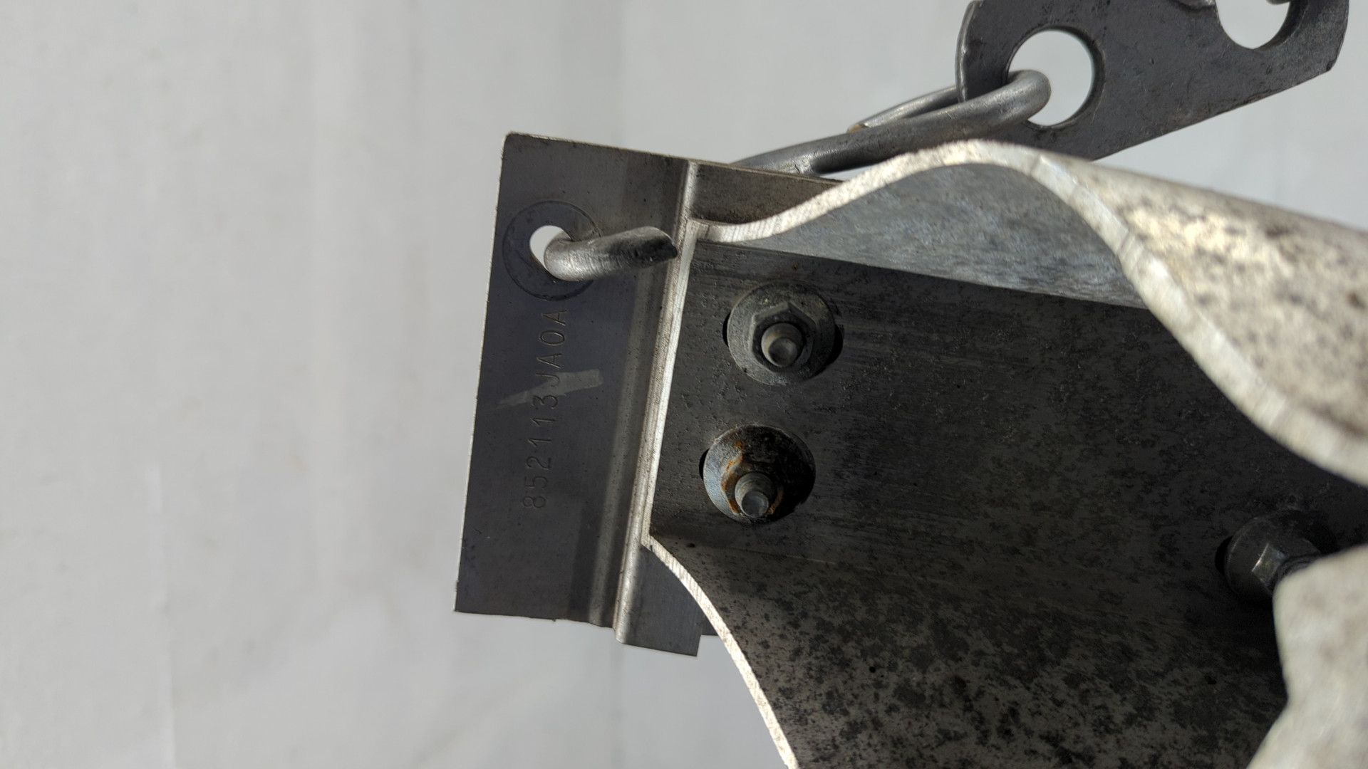 Усилитель заднего бампера