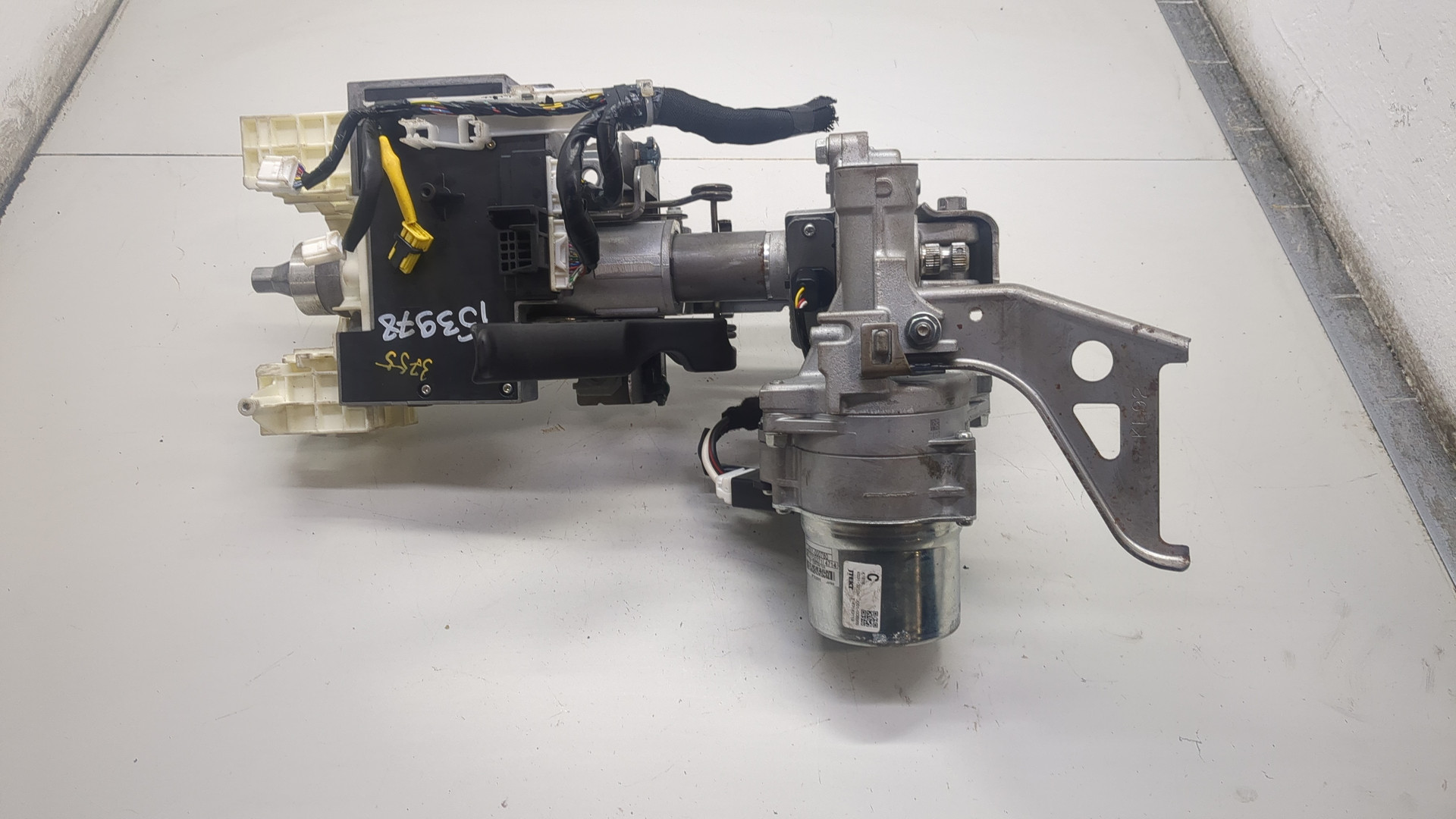 Серводвигатель рулевой рейки