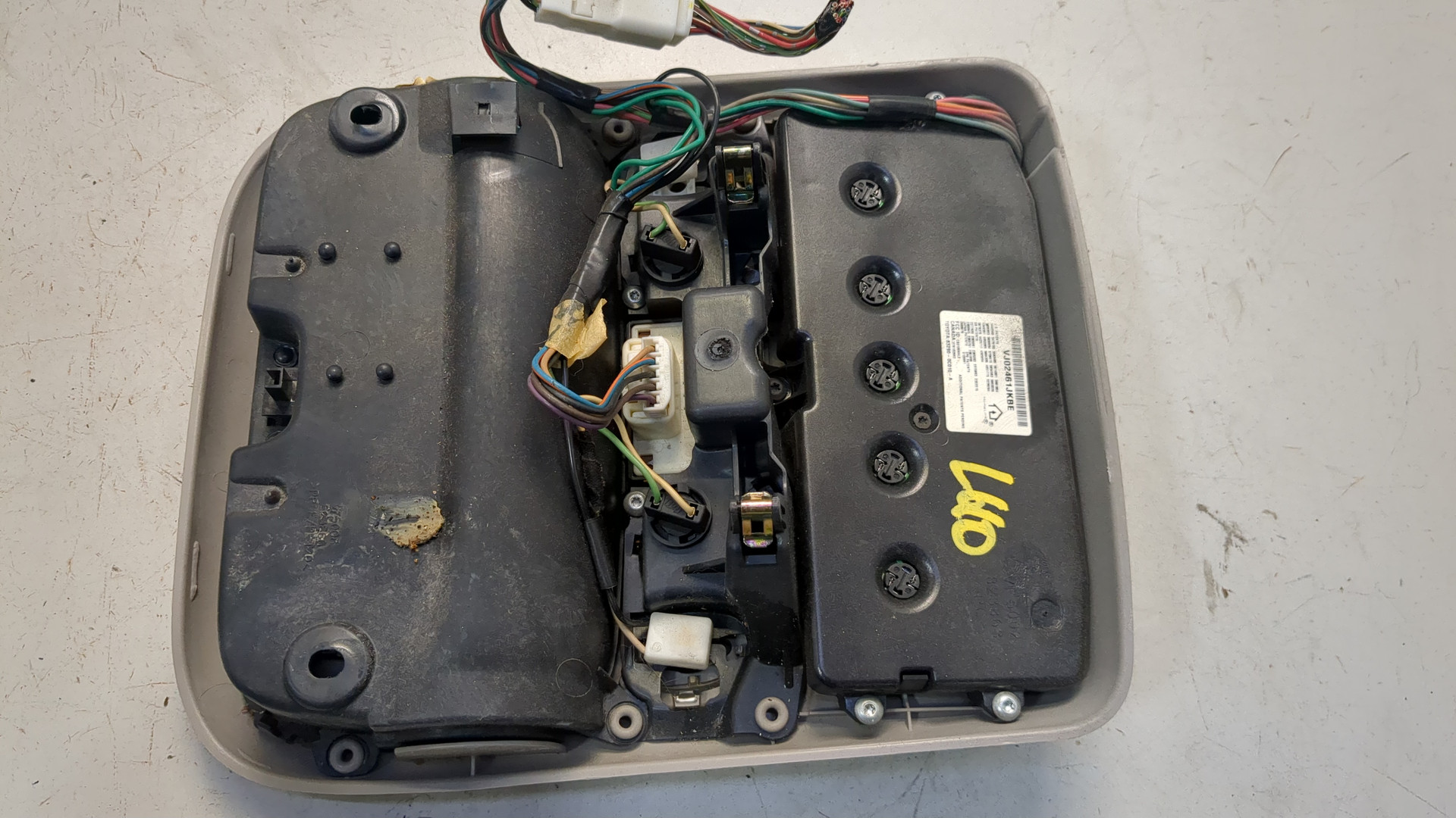 Плафон салонный