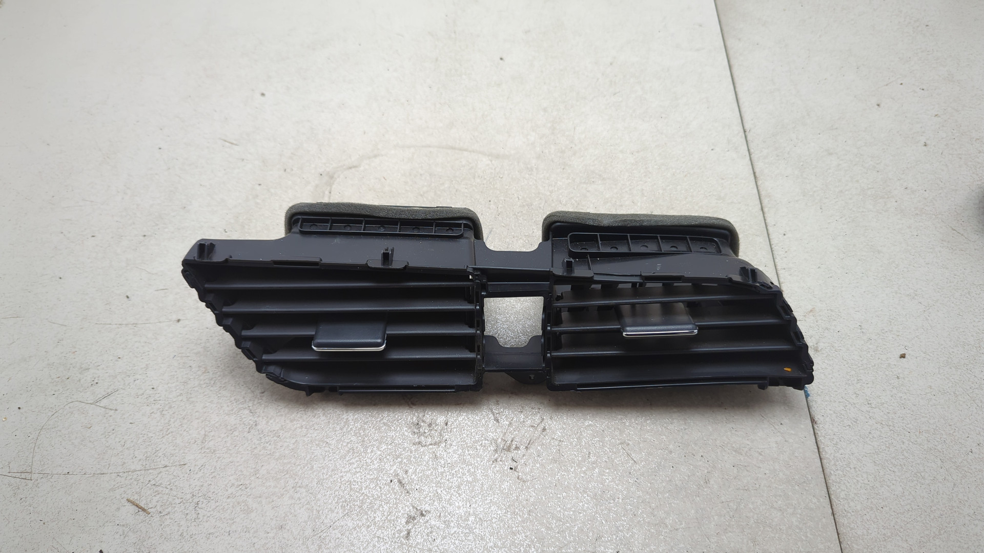 Дефлектор воздушный