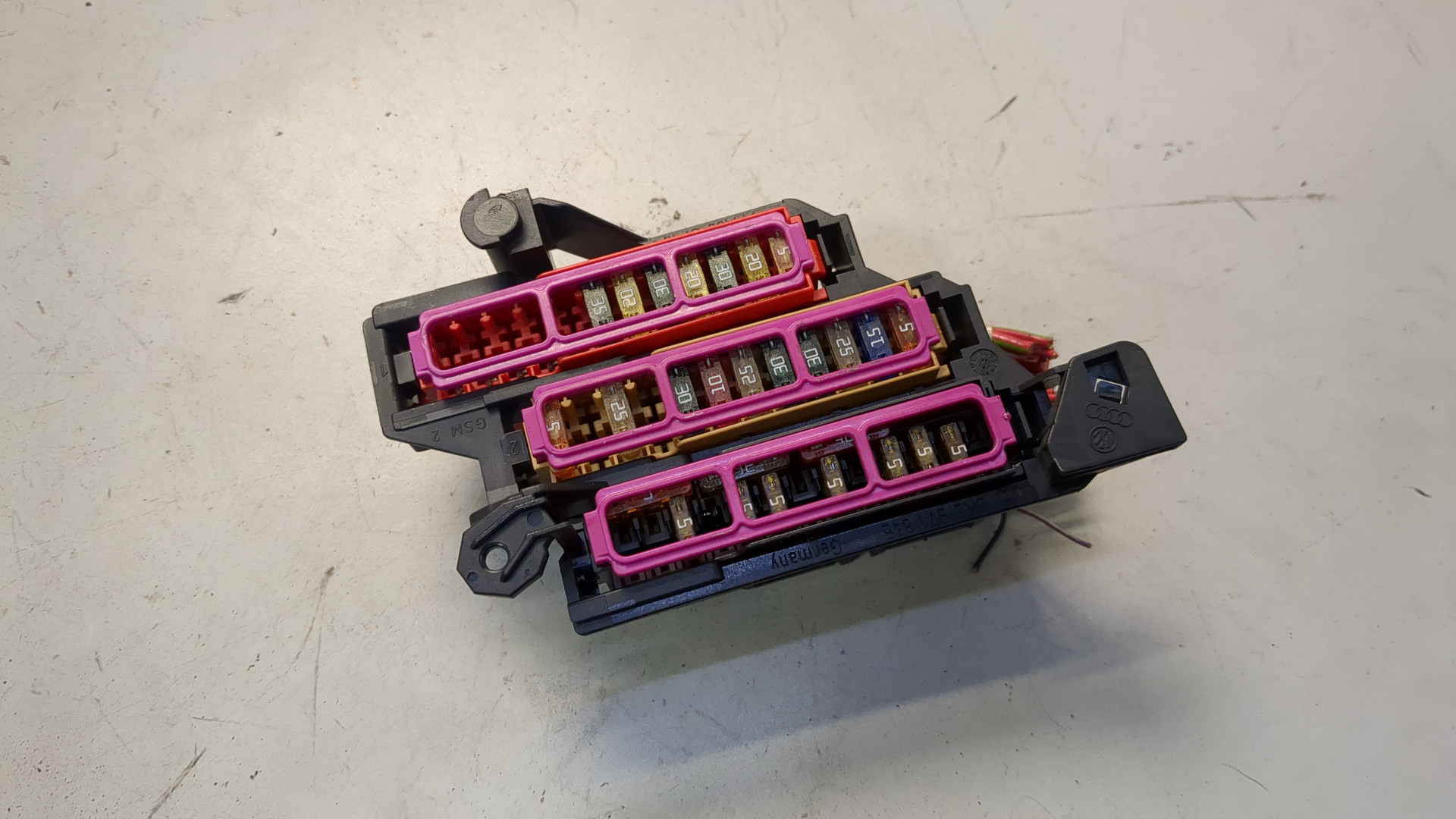 Блок предохранителей