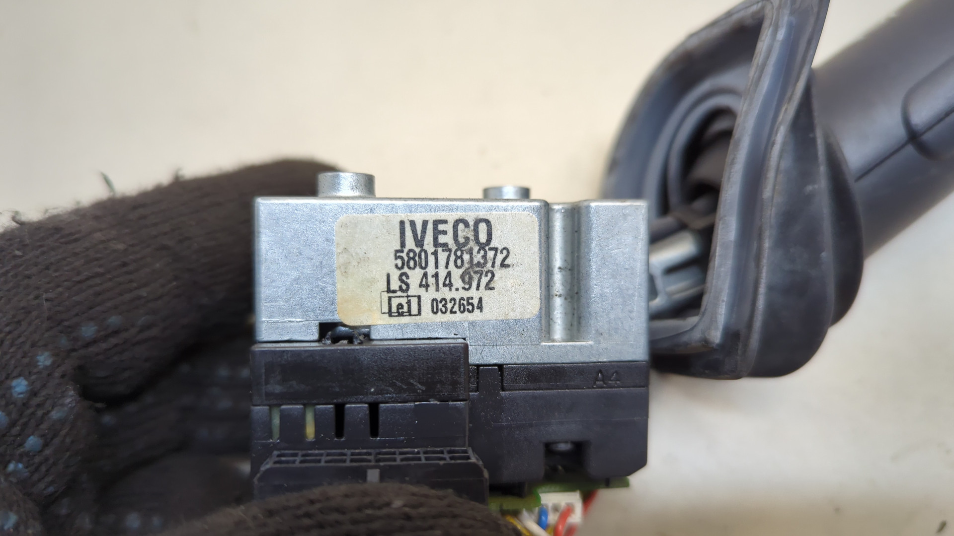 Переключатель подрулевой