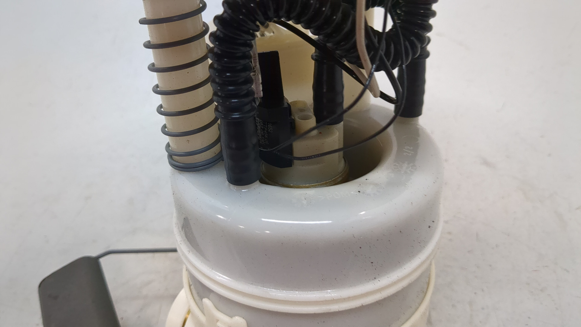 Насос топливный электрический