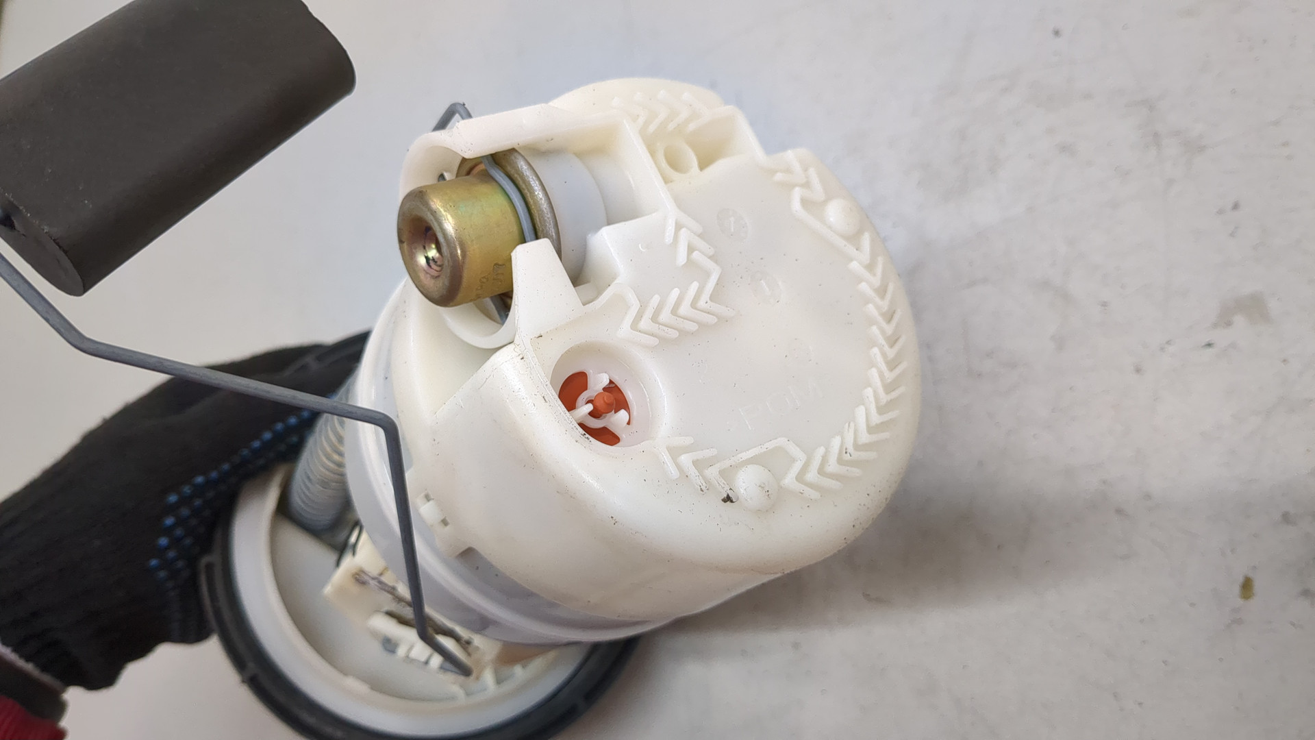 Насос топливный электрический