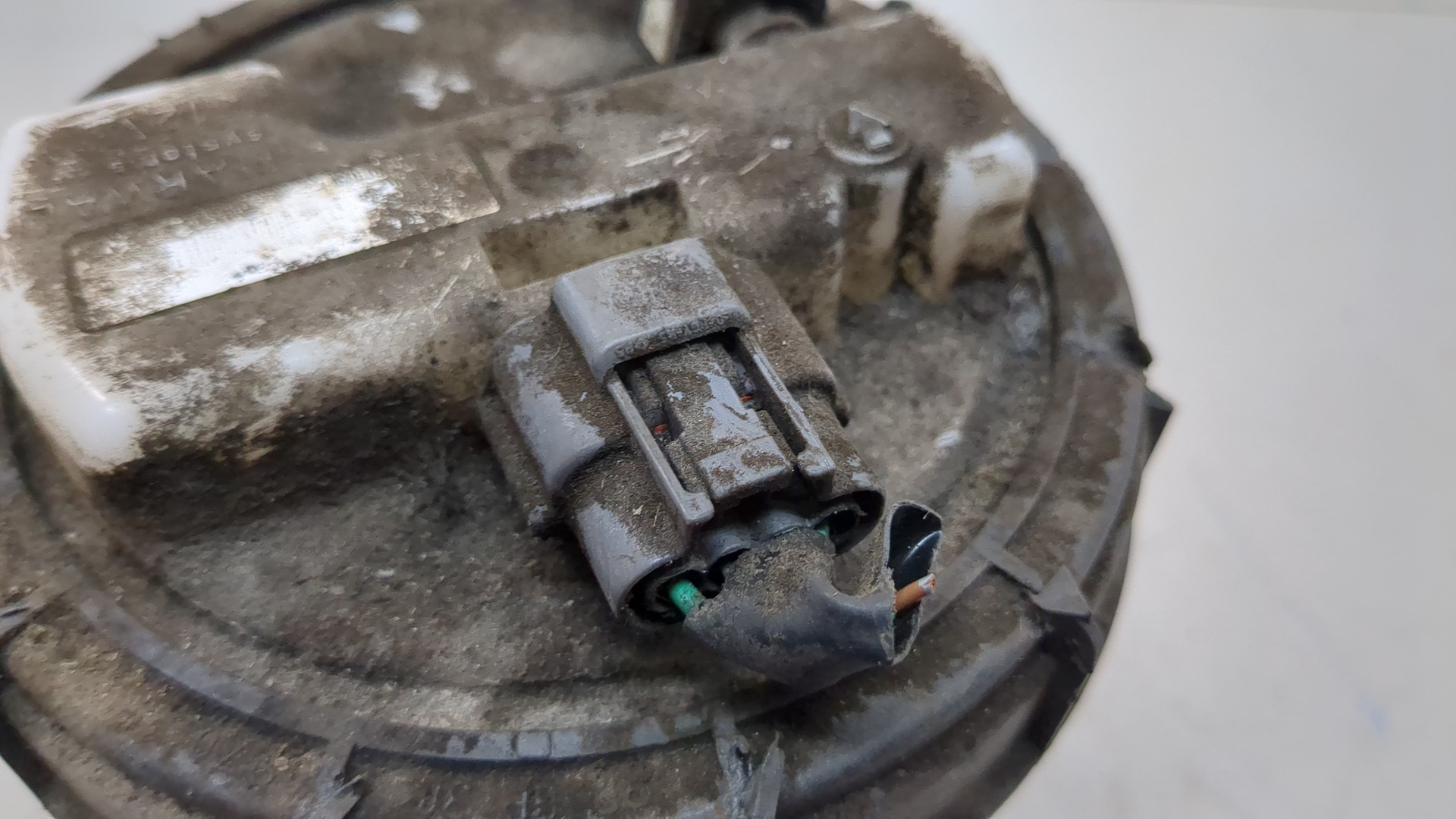 Насос топливный электрический