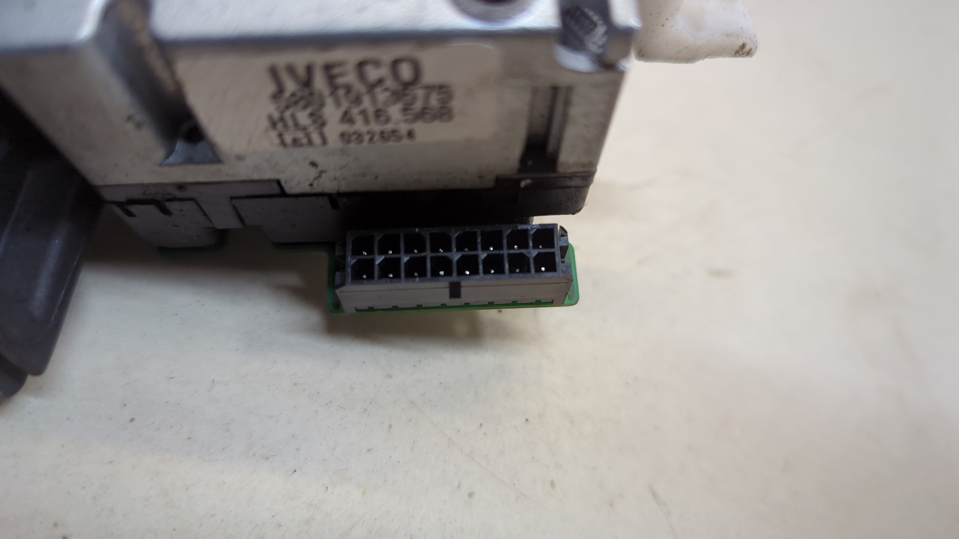 Переключатель подрулевой