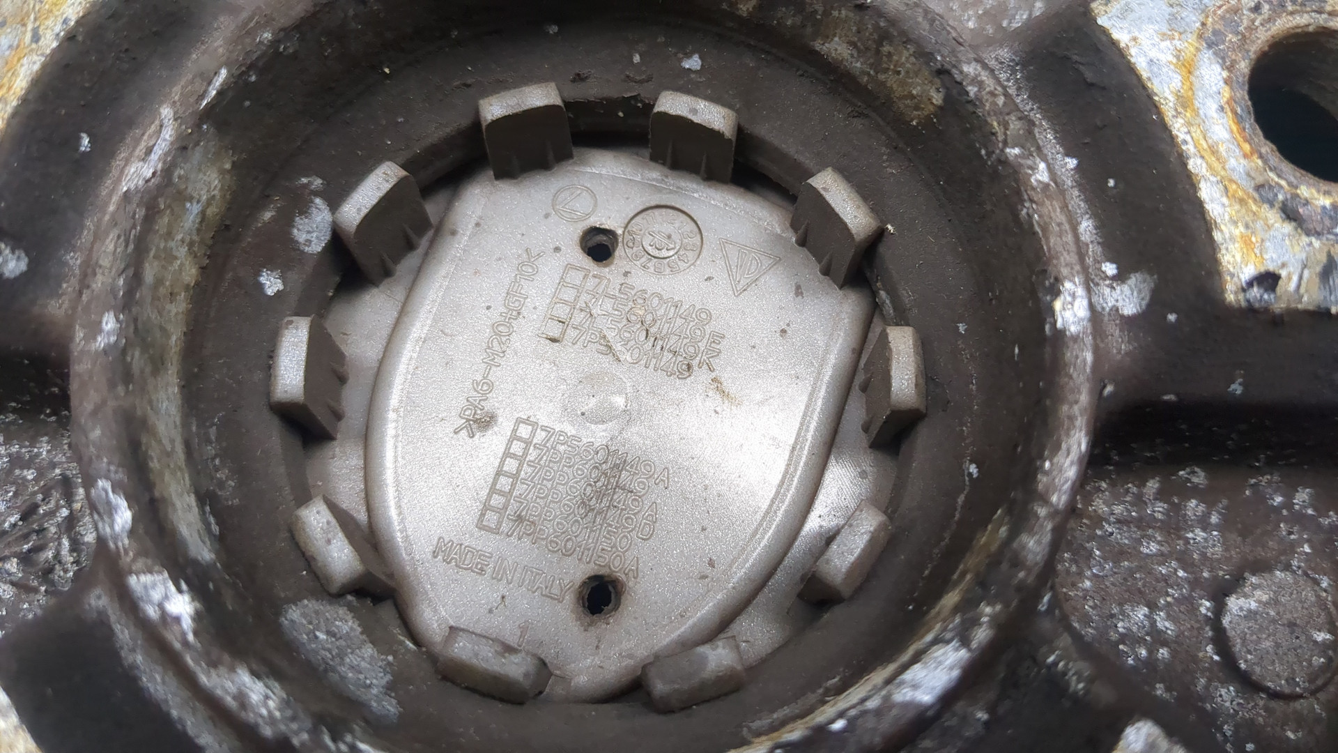 Диск колесный литой легкий сплав