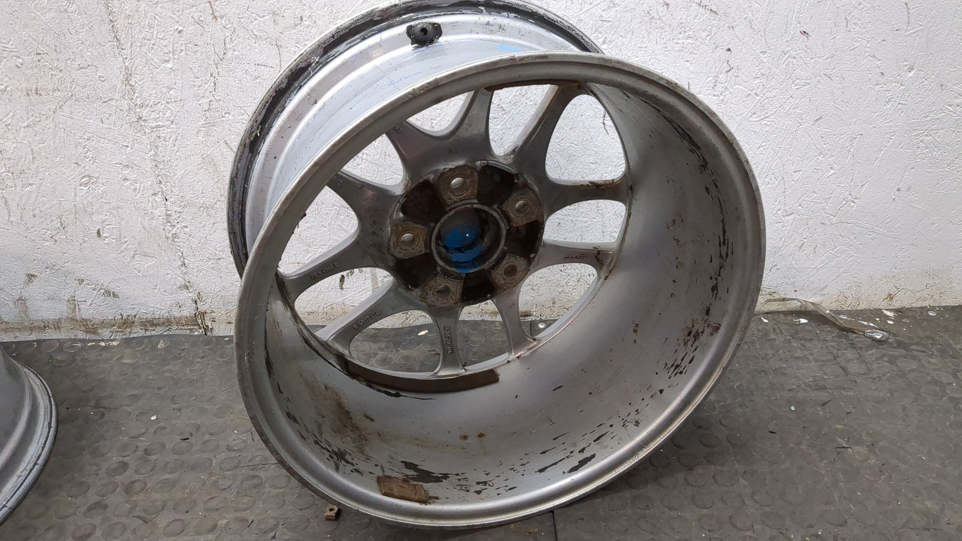 Диск колесный литой легкий сплав