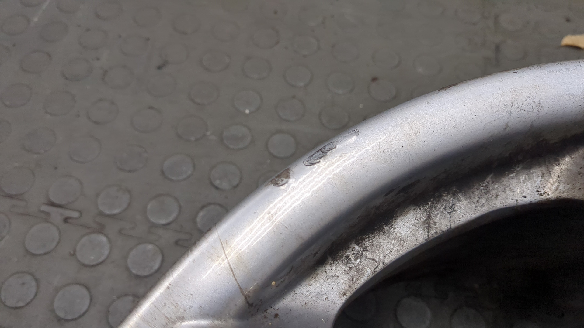 Диск колесный литой легкий сплав