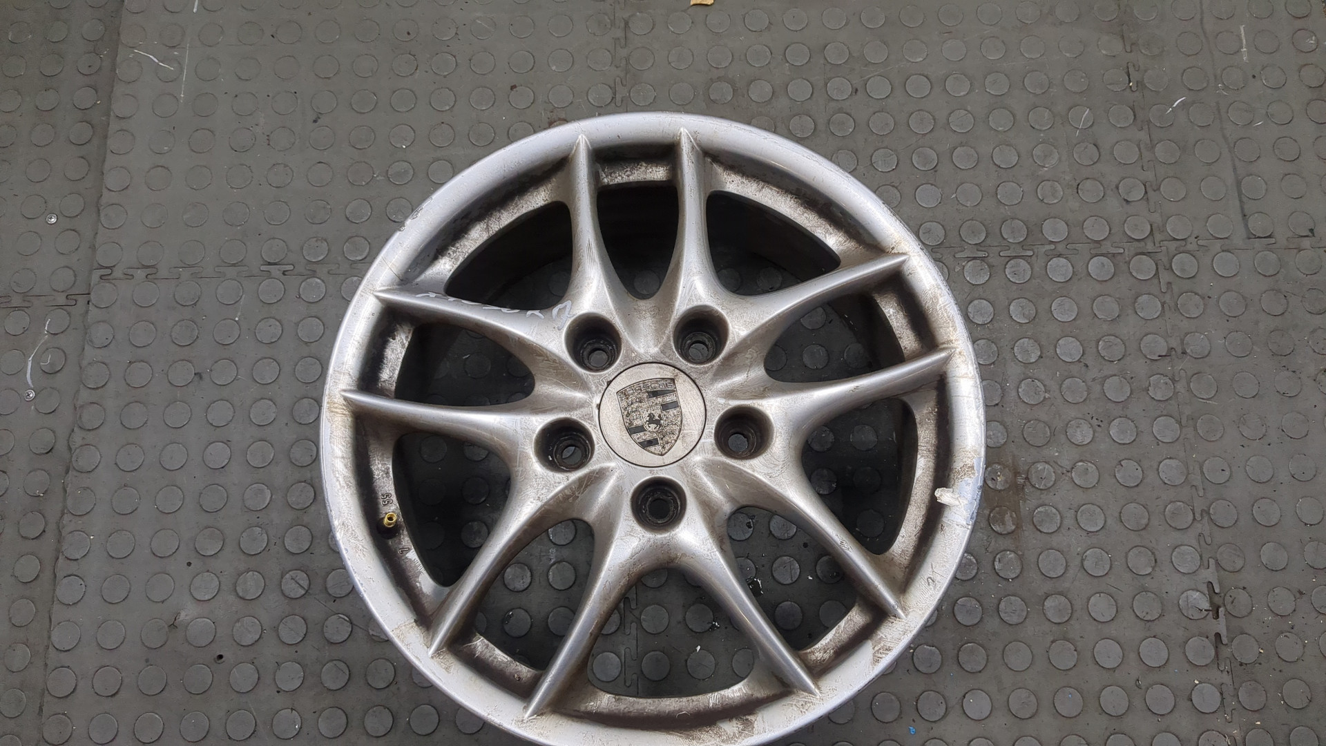 Диск колесный литой легкий сплав