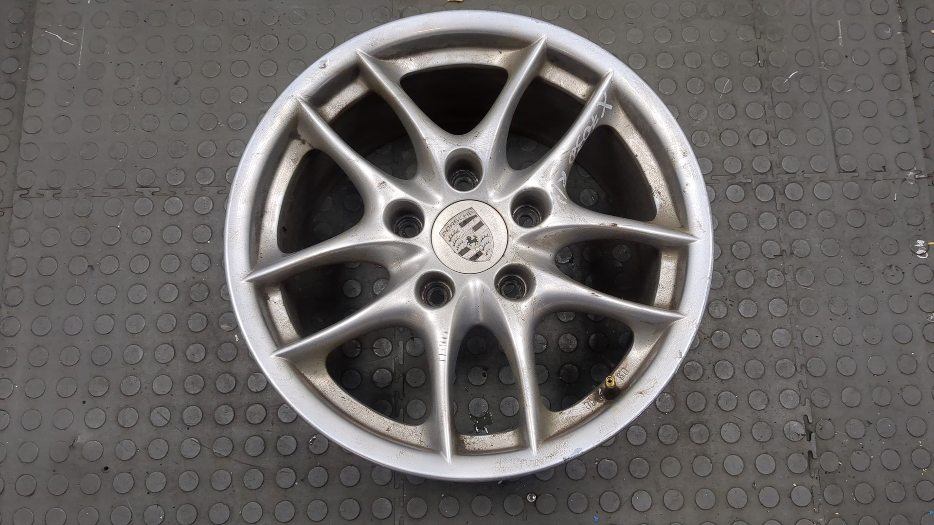 Диск колесный литой легкий сплав