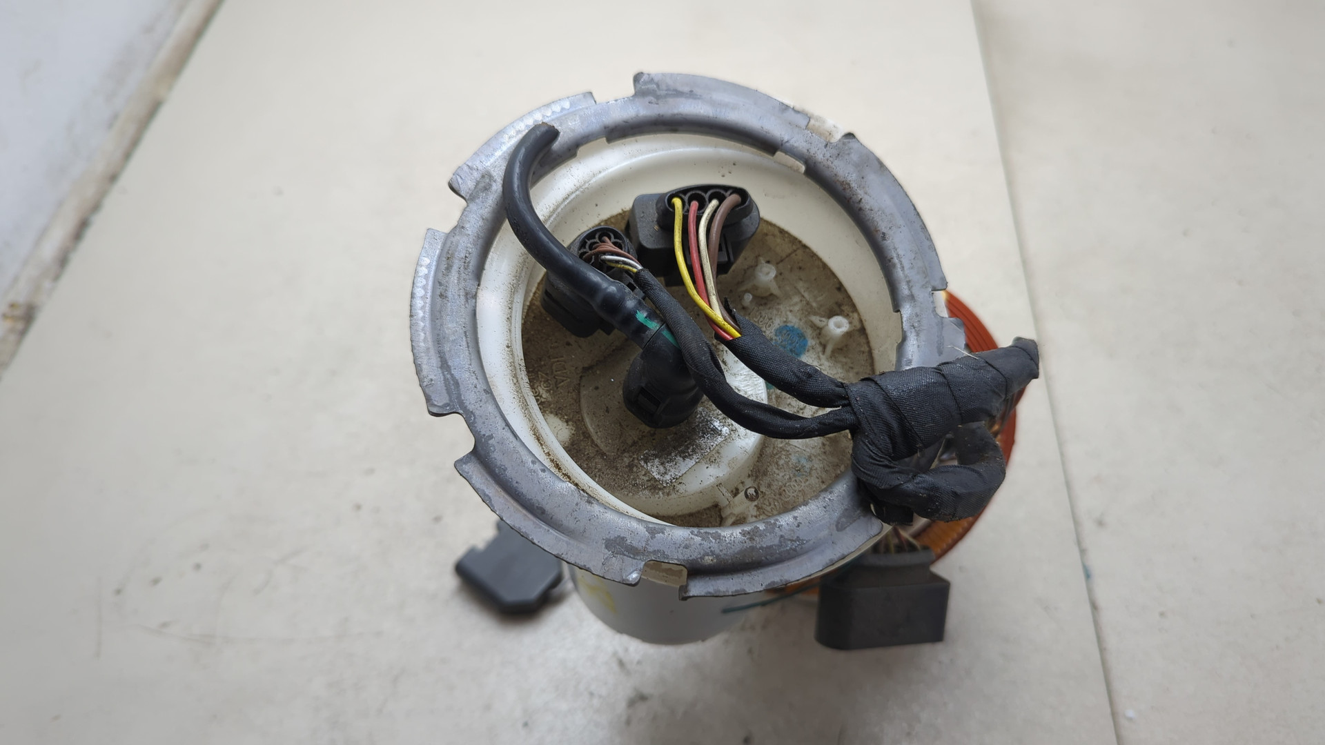 Насос топливный электрический