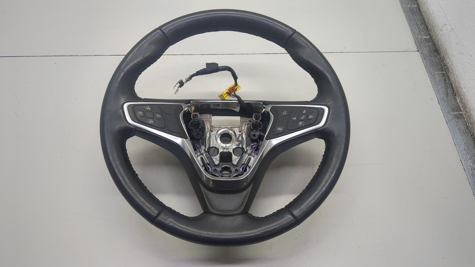 Рулевое колесо (руль)