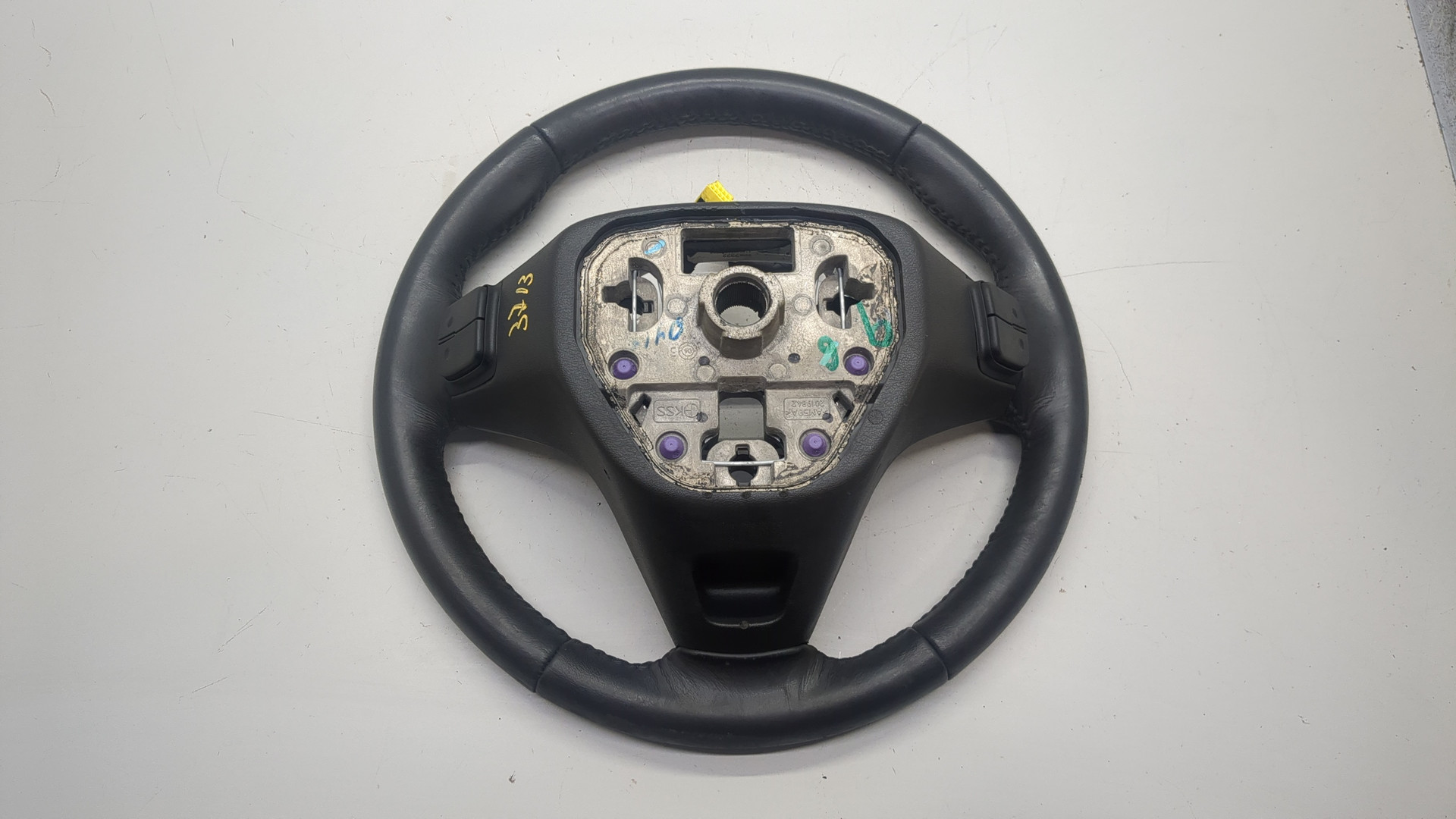 Рулевое колесо (руль)