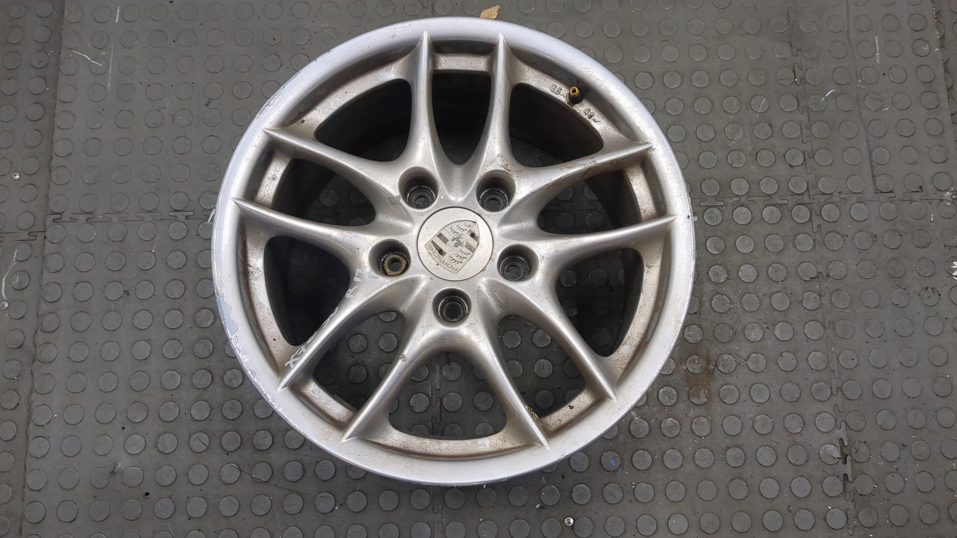 Диск колесный литой легкий сплав