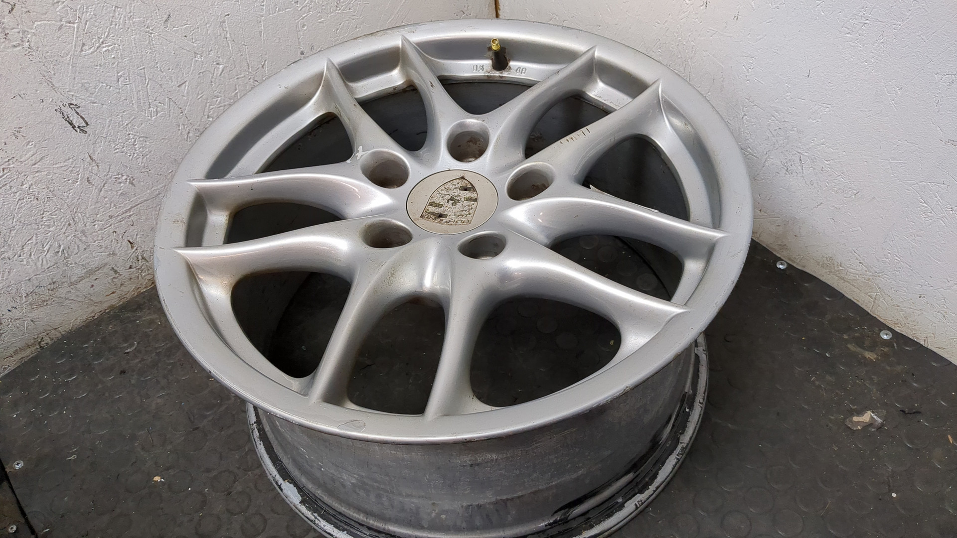 Диск колесный литой легкий сплав