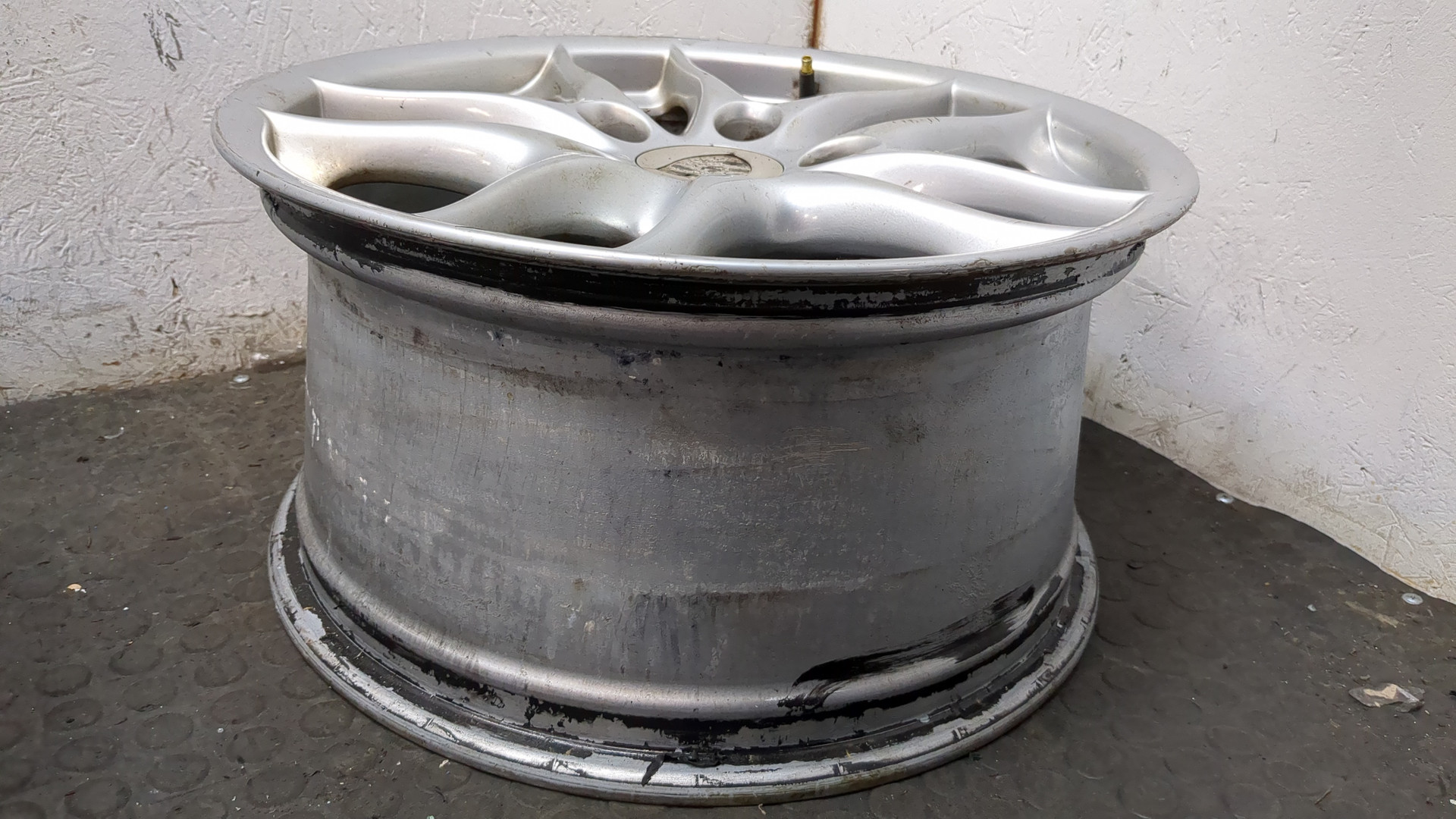 Диск колесный литой легкий сплав