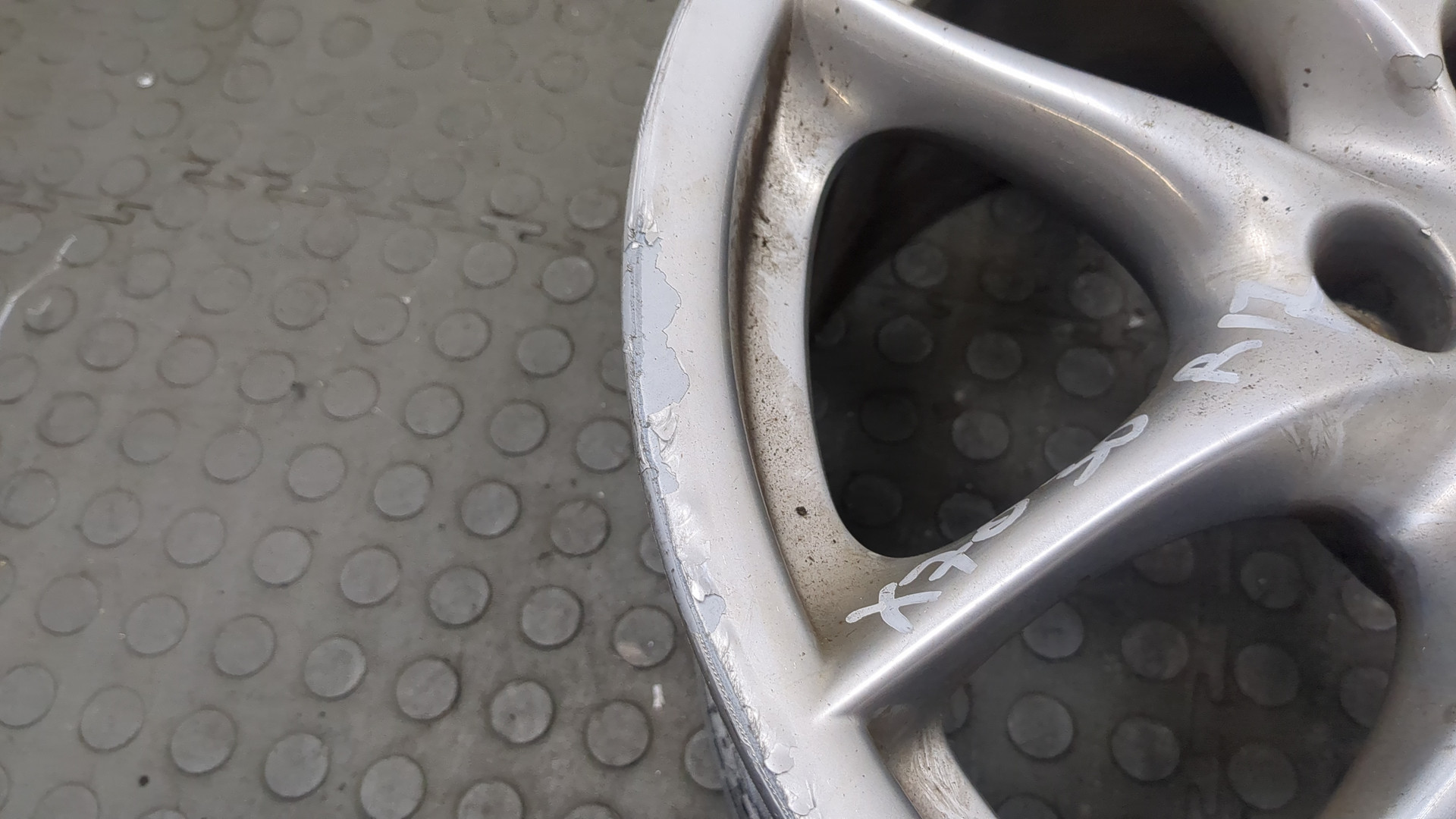 Диск колесный литой легкий сплав