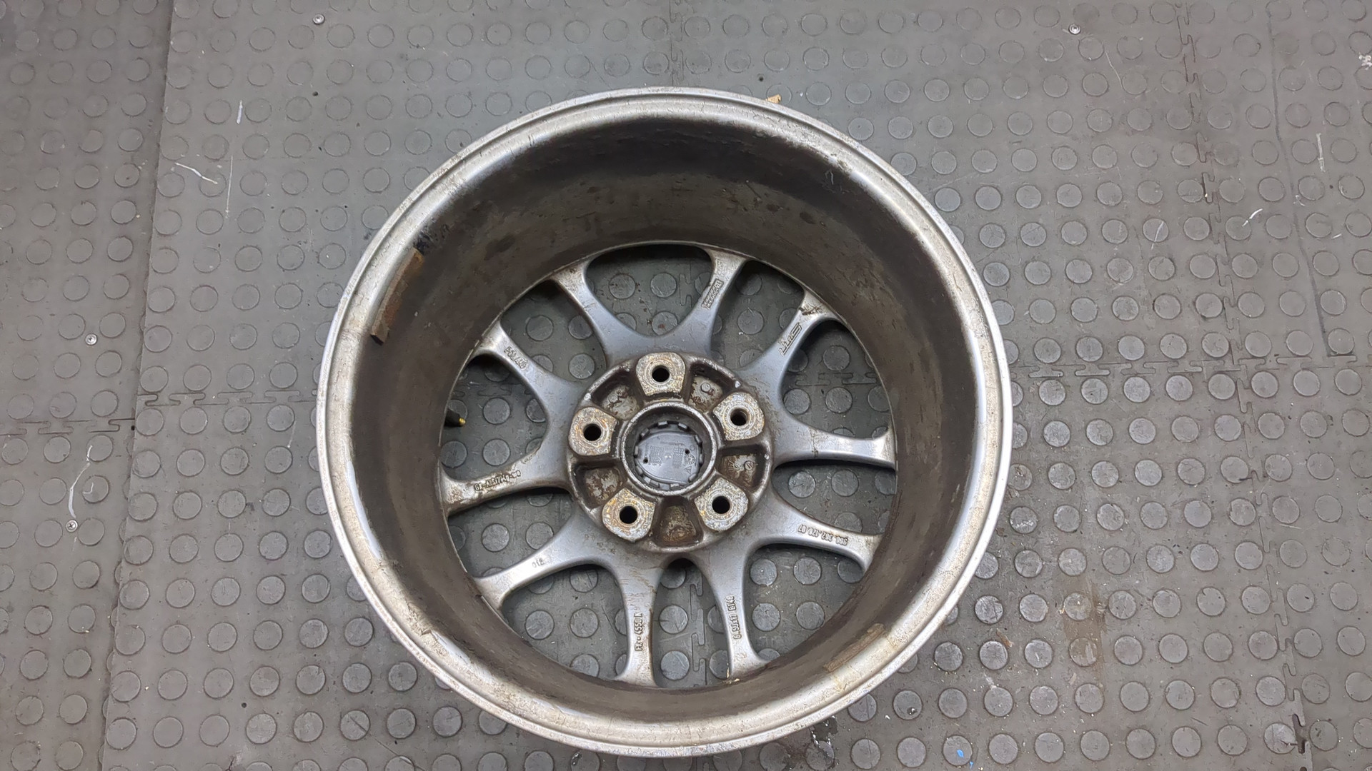 Диск колесный литой легкий сплав