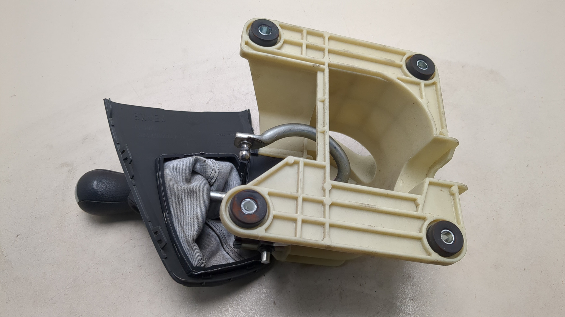 Кулиса МКПП / АКПП