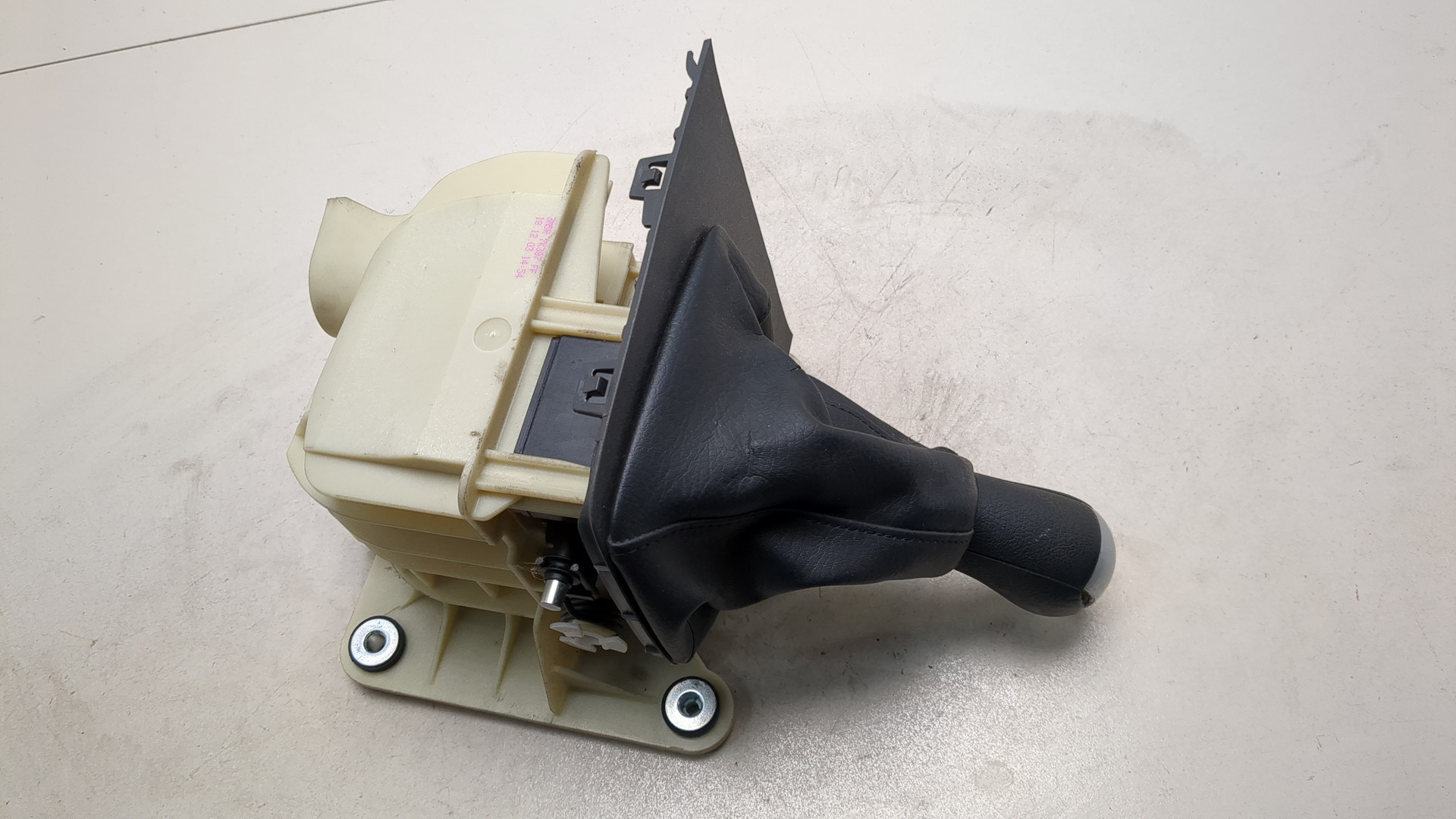 Кулиса МКПП / АКПП