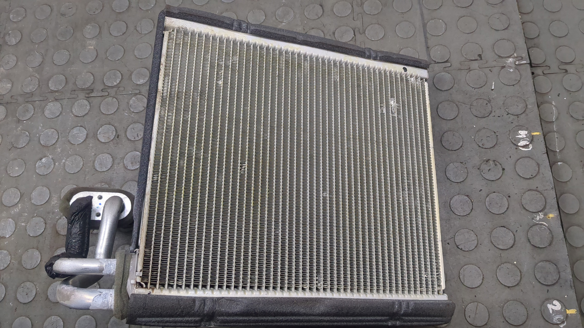 Радиатор кондиционера / конденсер